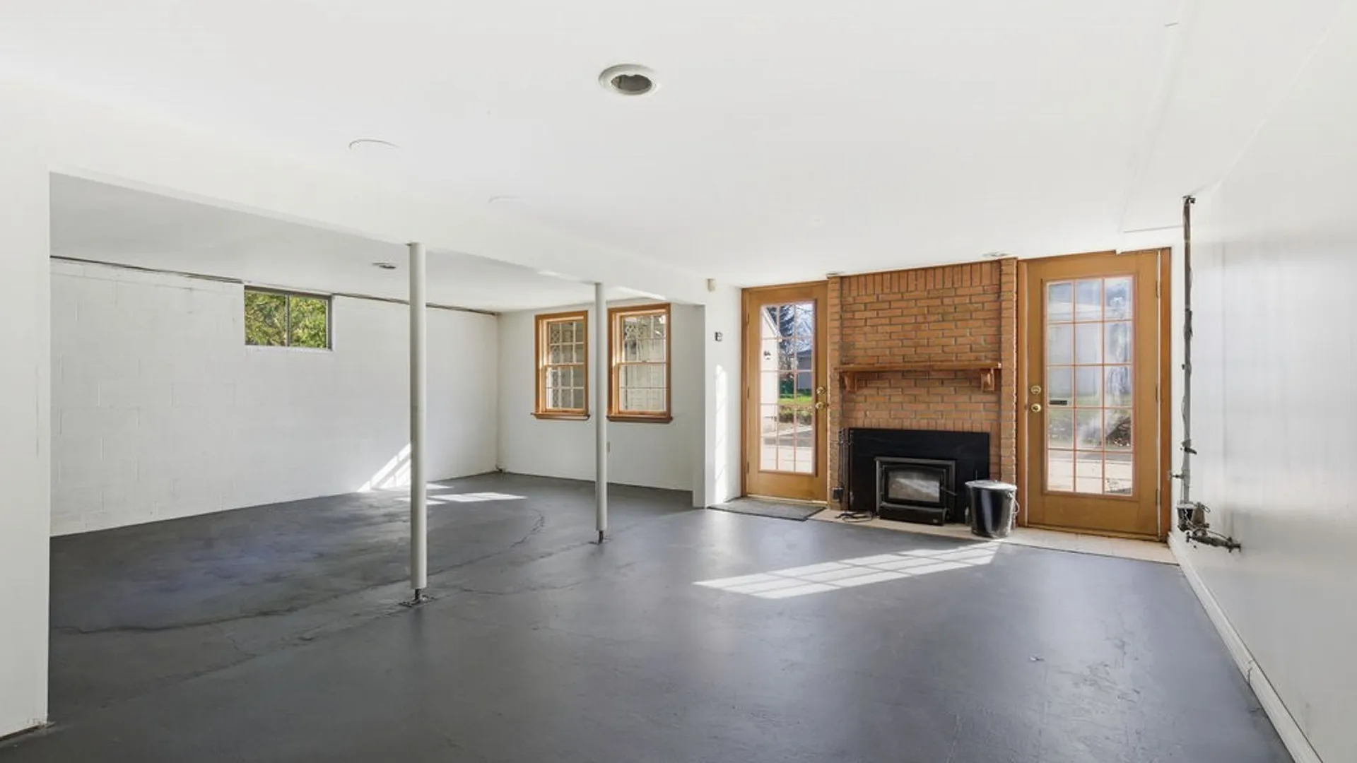 Property at 4645 Verplank Road, Clay, NY 13041 25