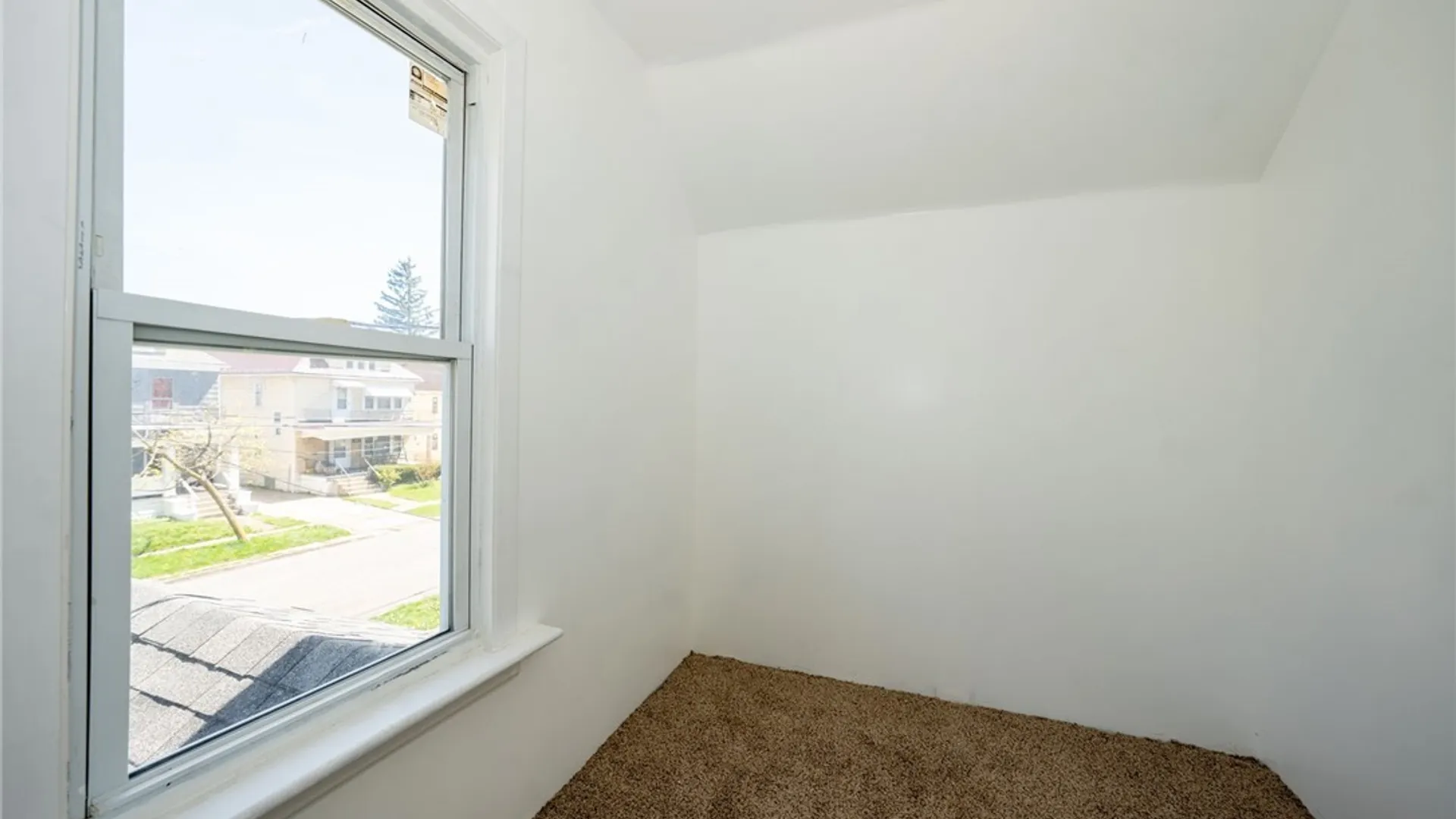 Property at 44 La Force Place, Buffalo, NY 14207 11