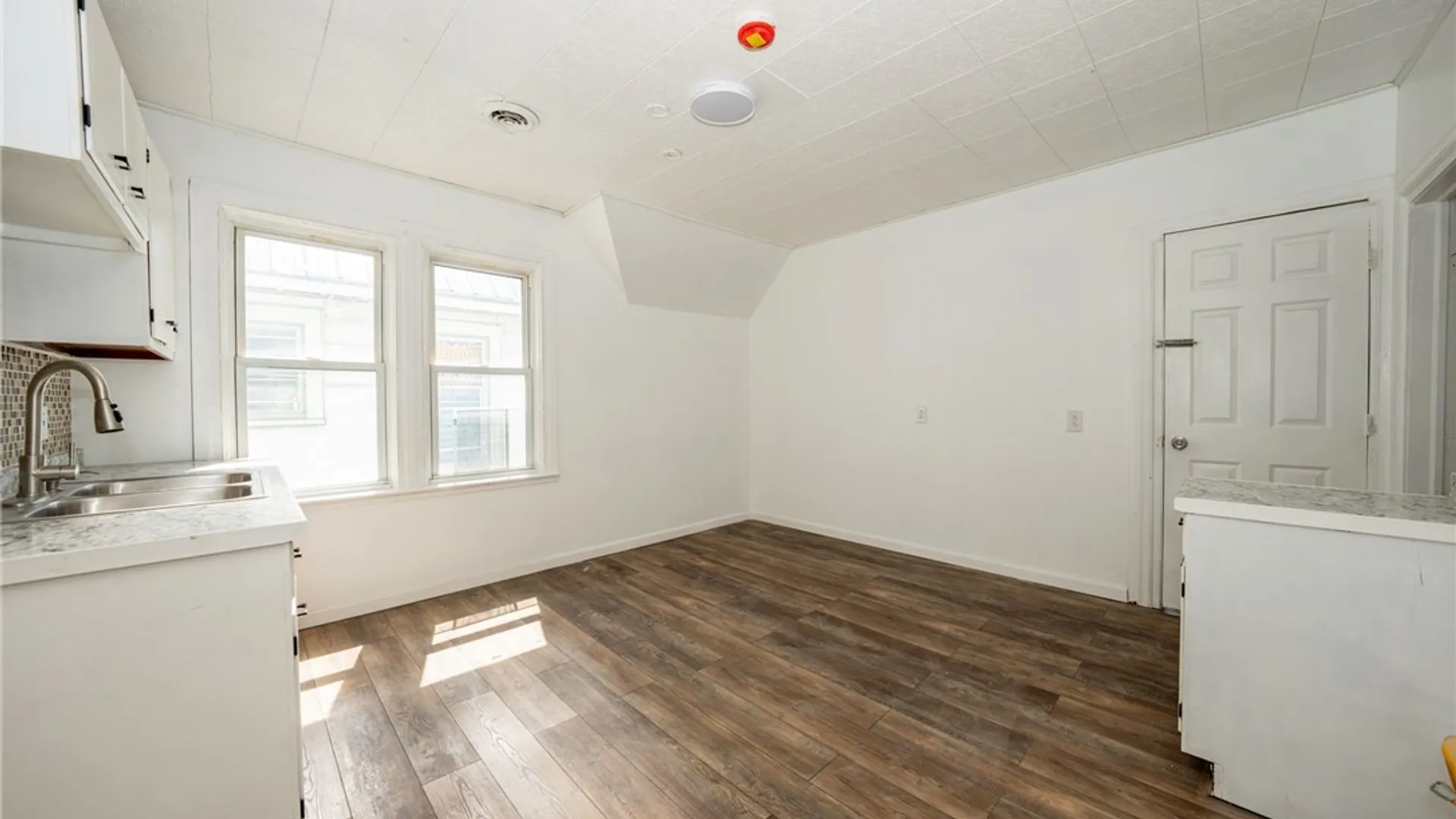 Property at 44 La Force Place, Buffalo, NY 14207 17