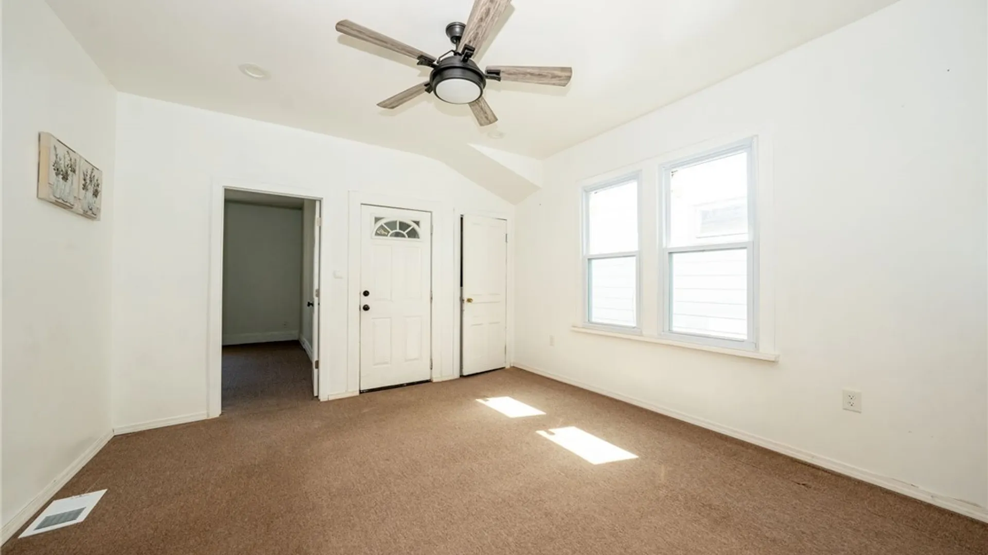 Property at 44 La Force Place, Buffalo, NY 14207 35