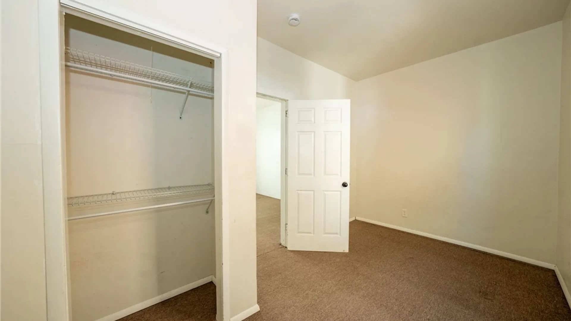 Property at 44 La Force Place, Buffalo, NY 14207 38