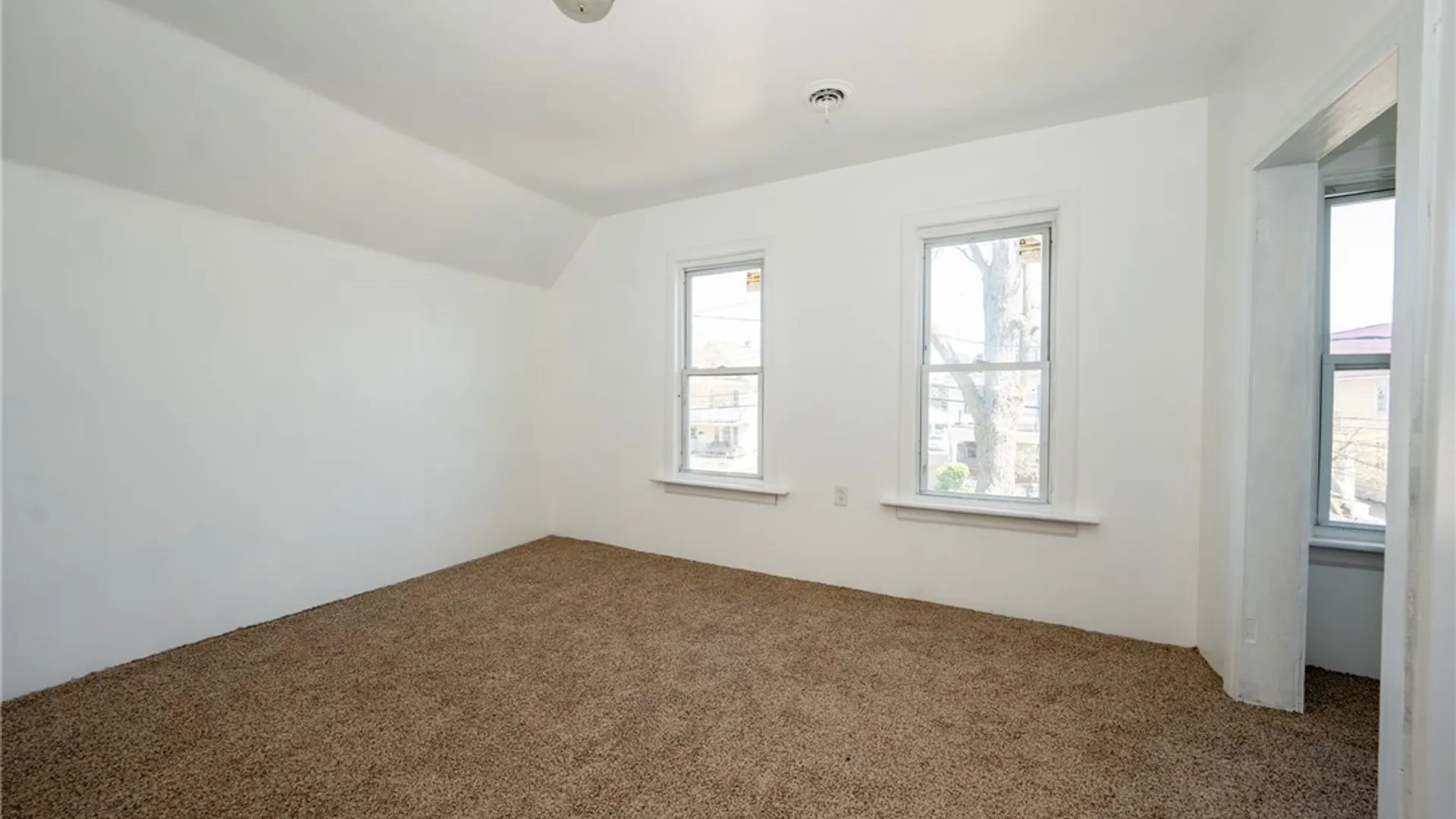 Property at 44 La Force Place, Buffalo, NY 14207 9