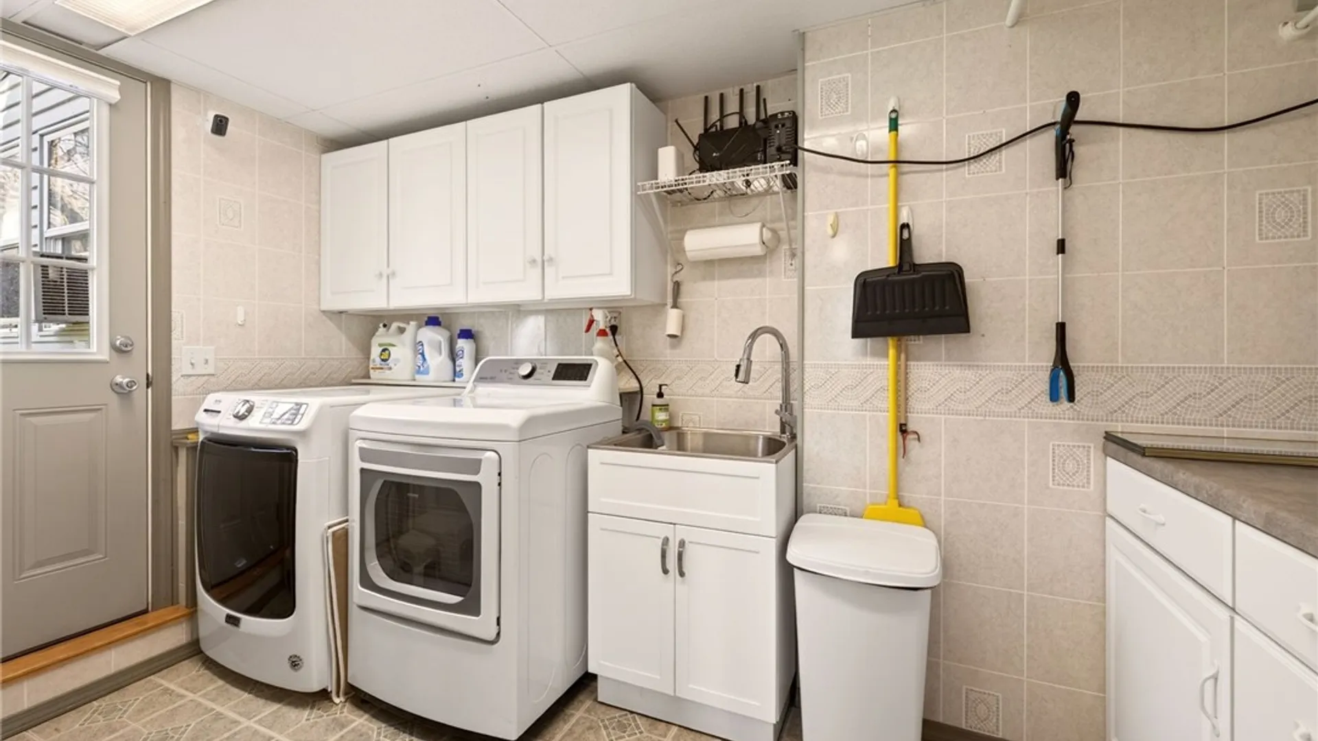 Property at 436 Brookwood Drive, Webster, NY 14580 21