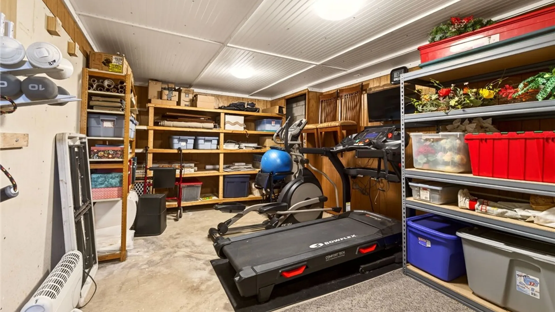 Property at 436 Brookwood Drive, Webster, NY 14580 35