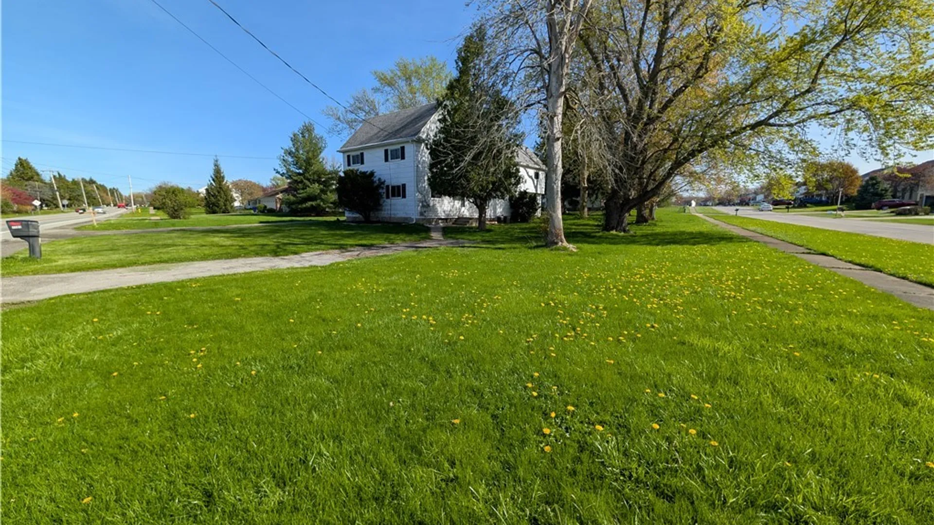Property at 2793 Amsdell Road, Hamburg, NY 14075 6