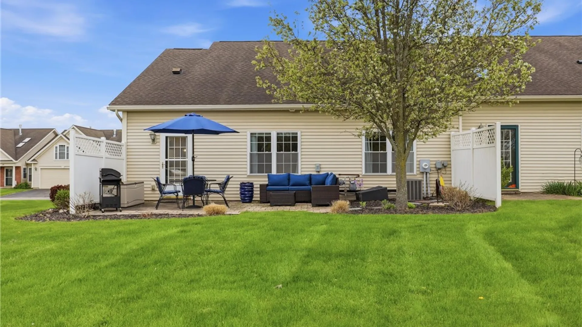 Property at 111 Eagle Pine, Henrietta, NY 14623 27