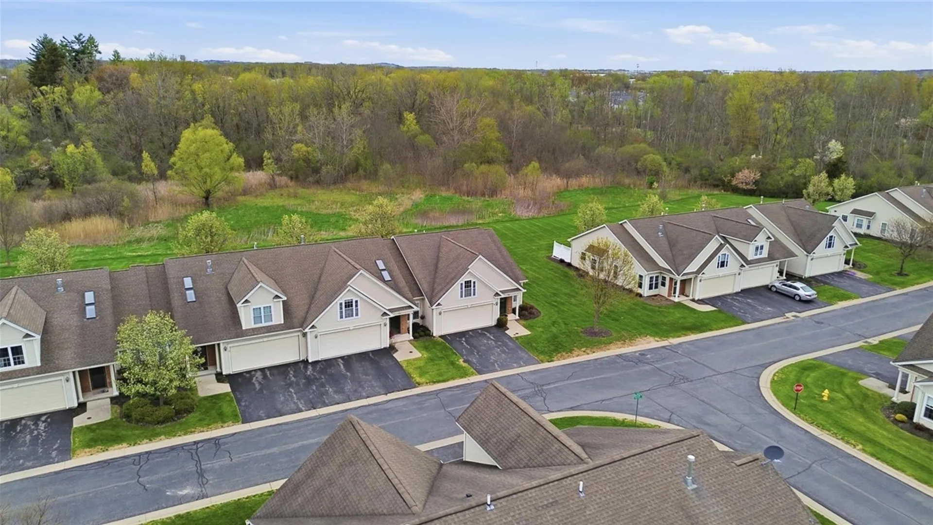 Property at 111 Eagle Pine, Henrietta, NY 14623 31