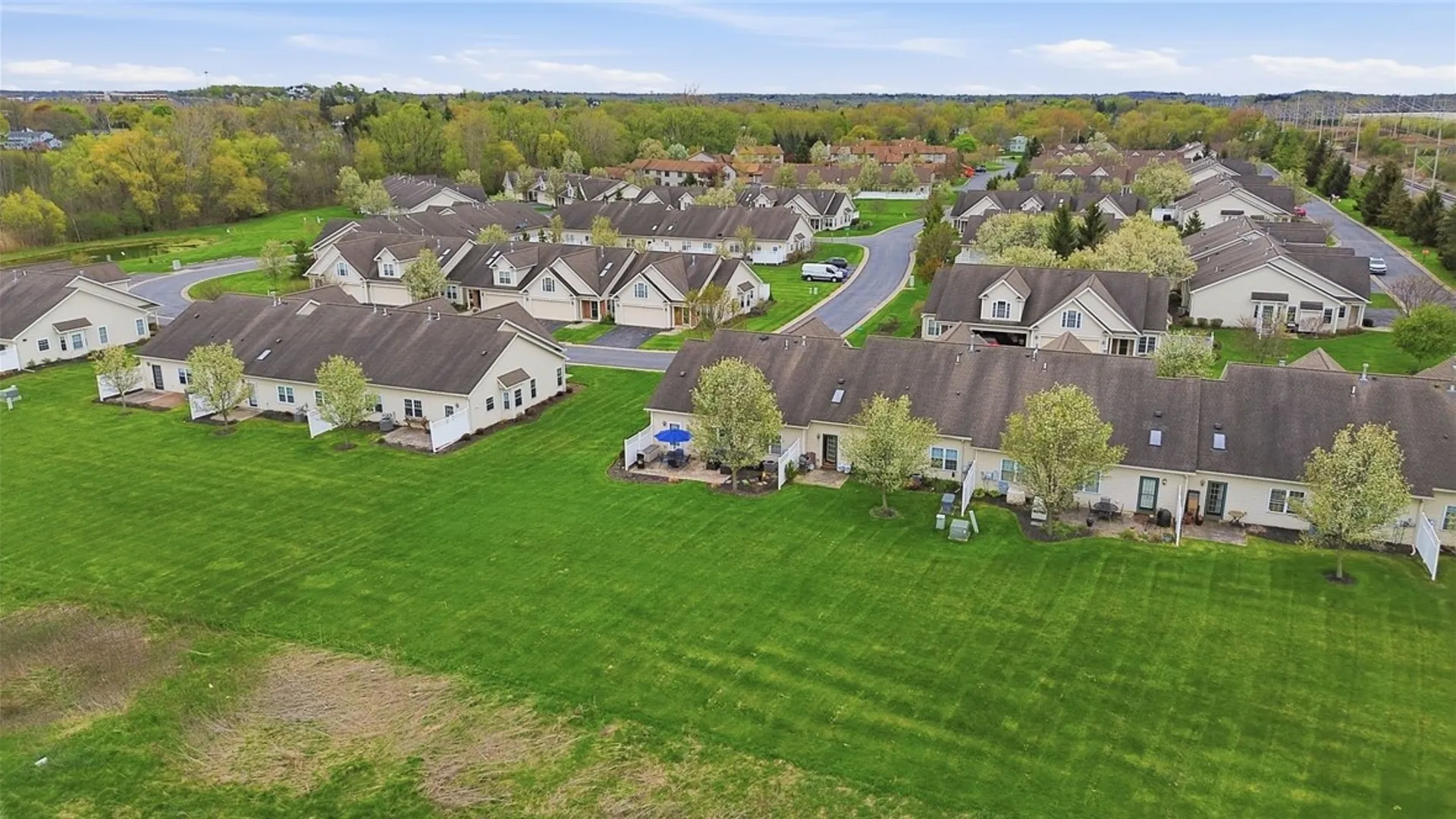 Property at 111 Eagle Pine, Henrietta, NY 14623 35