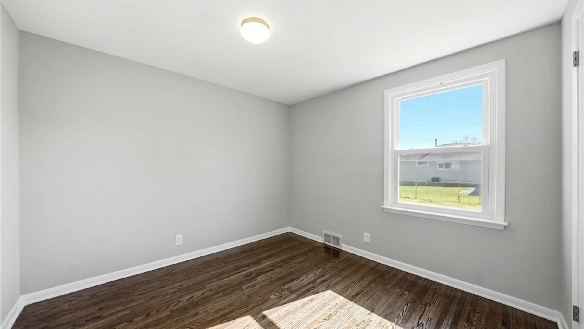 Property at 55 Warren Avenue, West Seneca, NY 14224 17