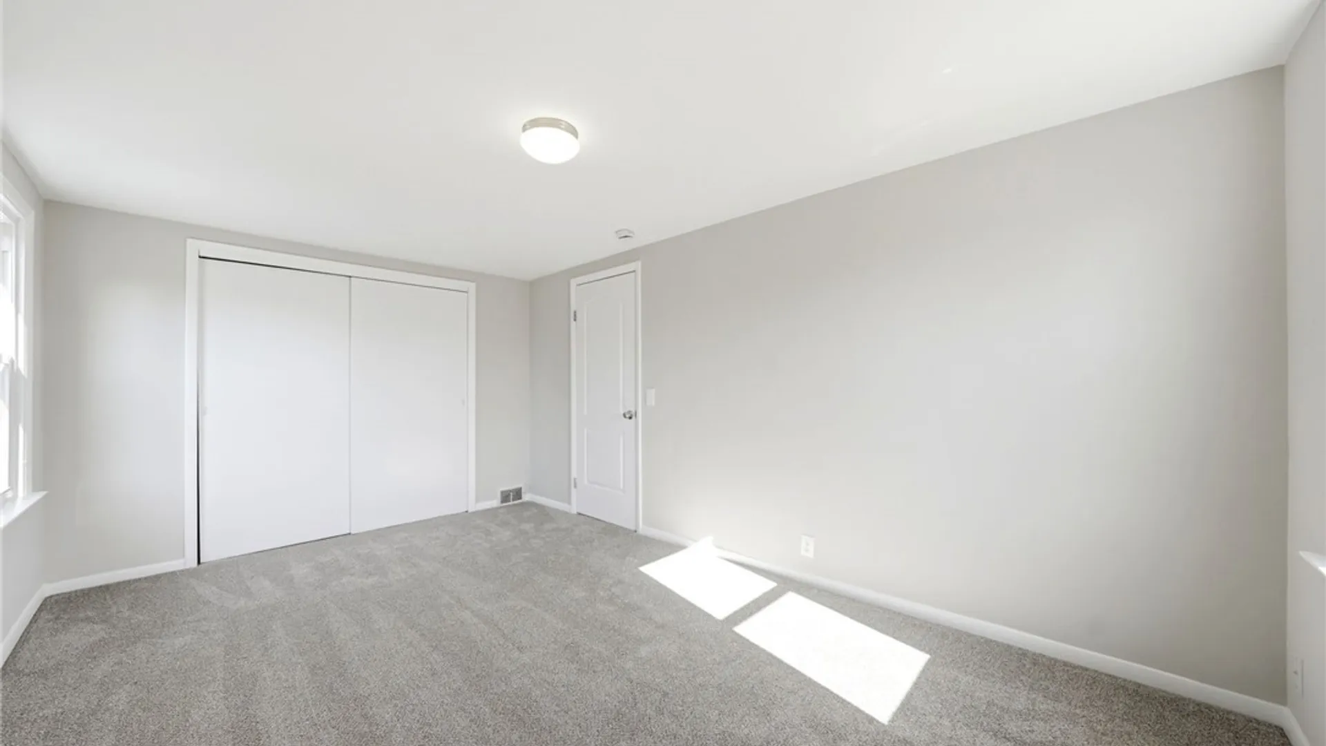 Property at 55 Warren Avenue, West Seneca, NY 14224 34