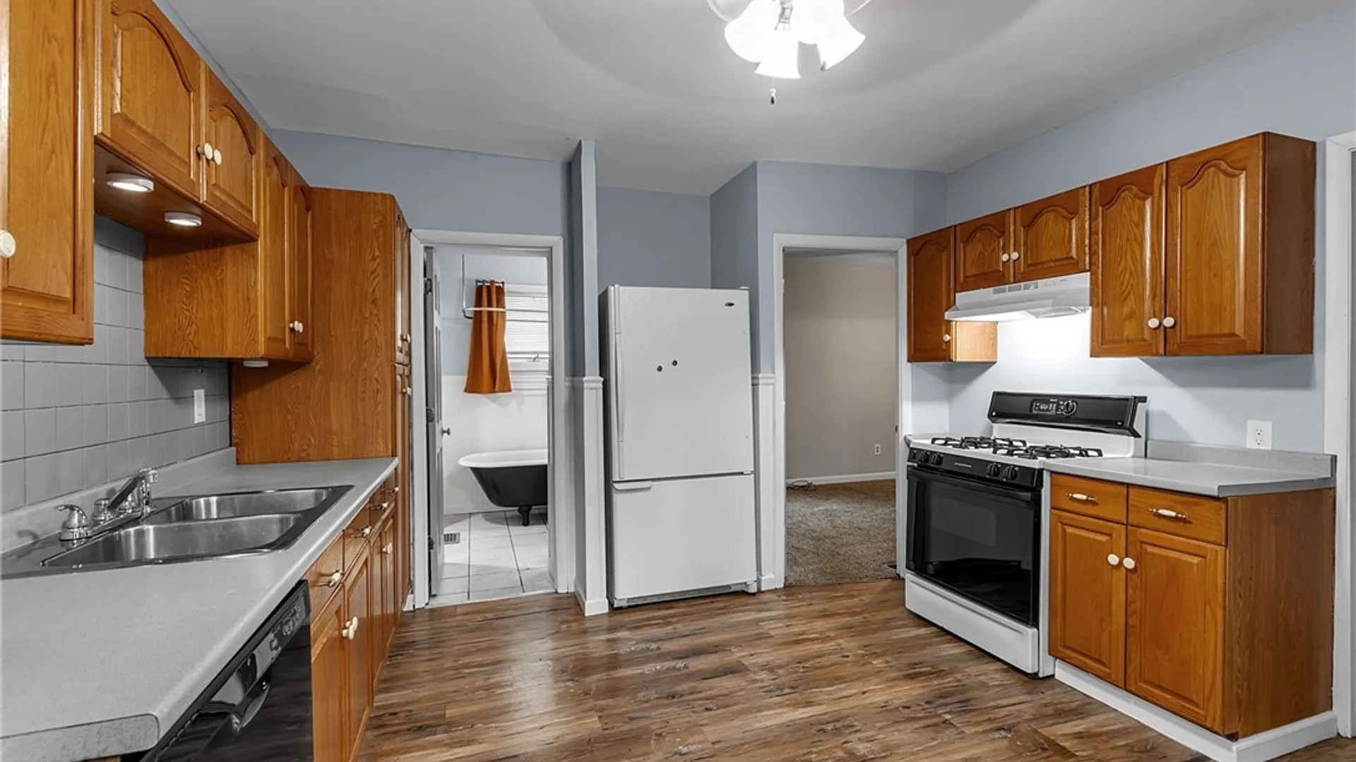 Property at 79 Lind Avenue, West Seneca, NY 14224 12