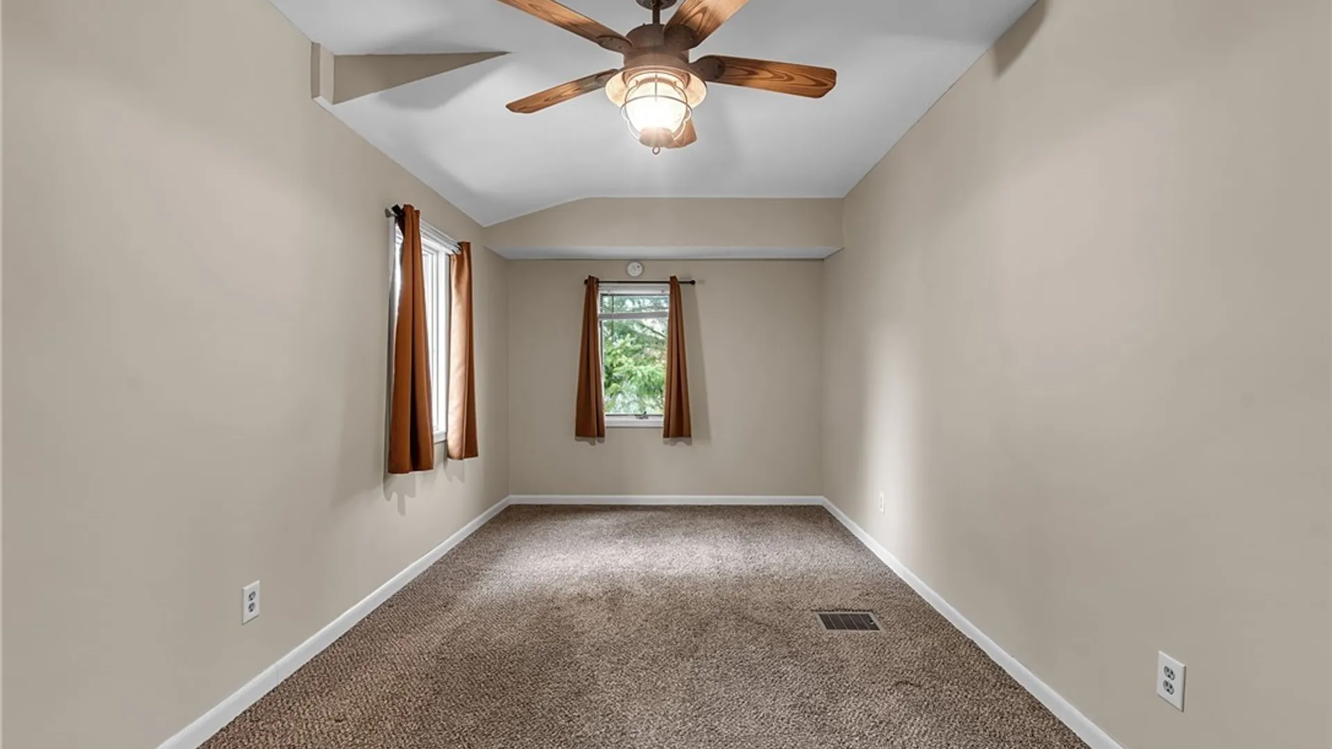 Property at 79 Lind Avenue, West Seneca, NY 14224 26