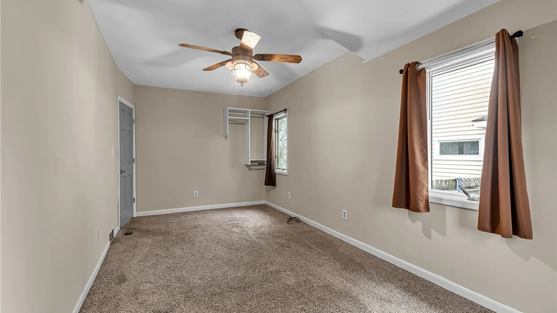 Property at 79 Lind Avenue, West Seneca, NY 14224 27