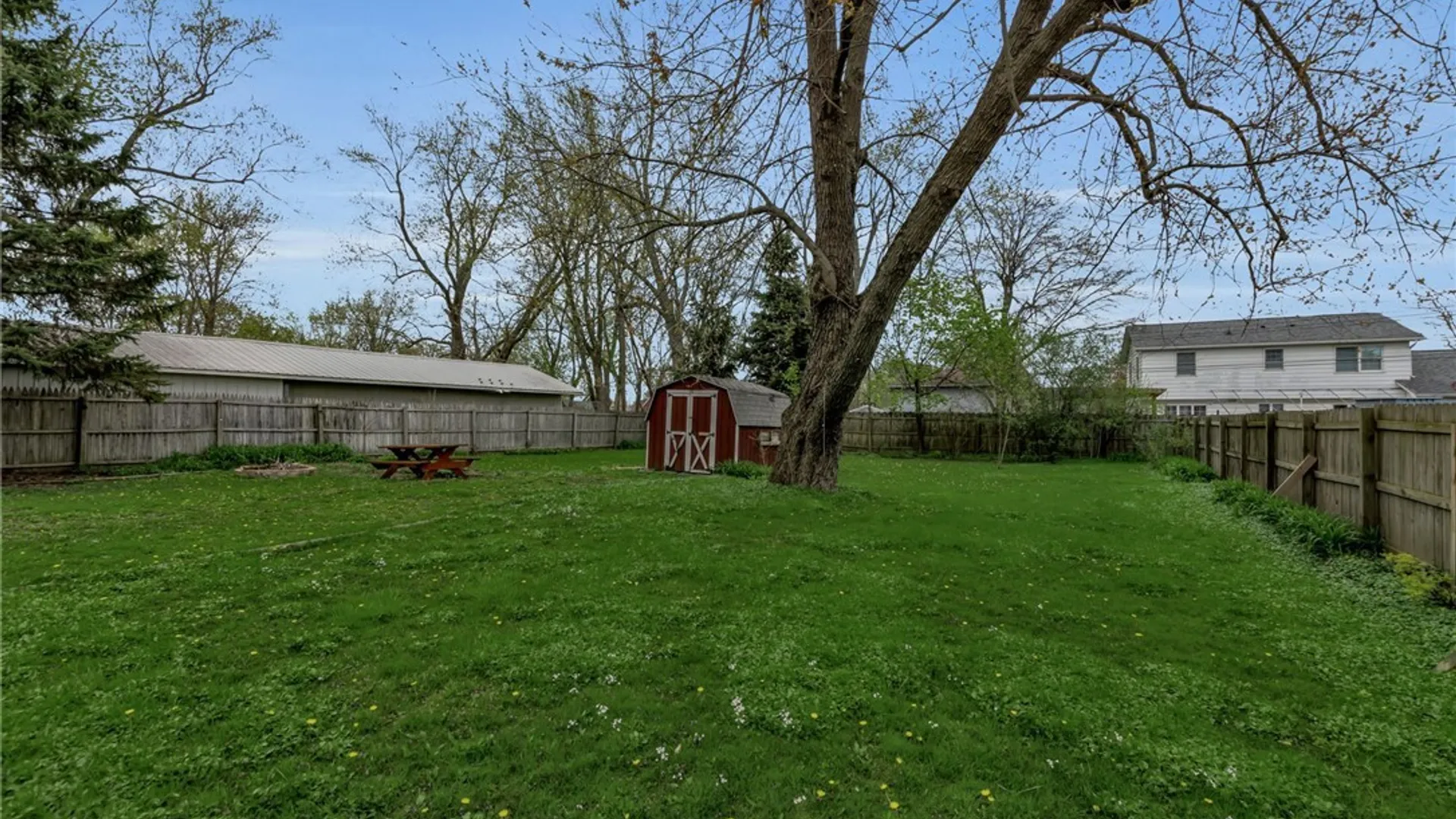 Property at 79 Lind Avenue, West Seneca, NY 14224 32