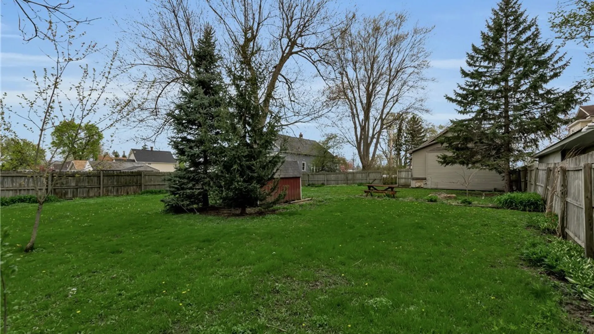 Property at 79 Lind Avenue, West Seneca, NY 14224 34