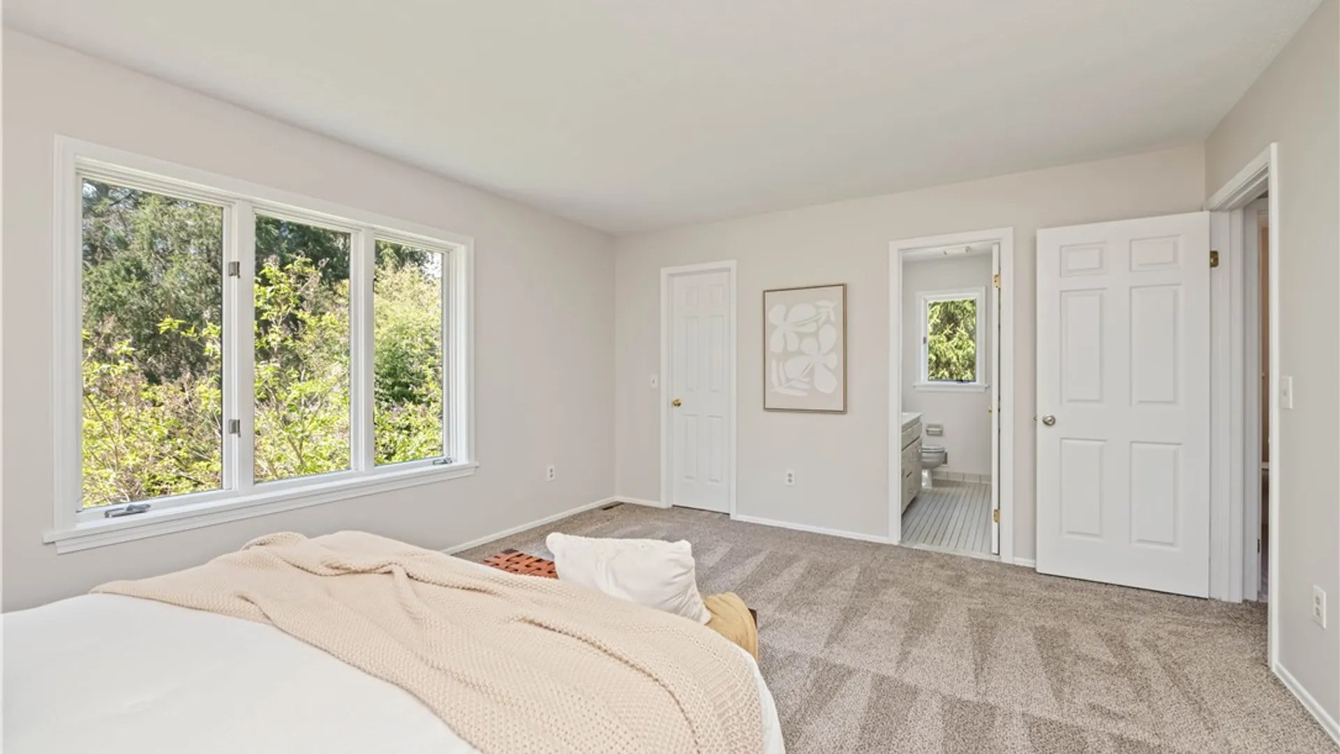 Property at 381 Hartsville Lane, Webster, NY 14580 17