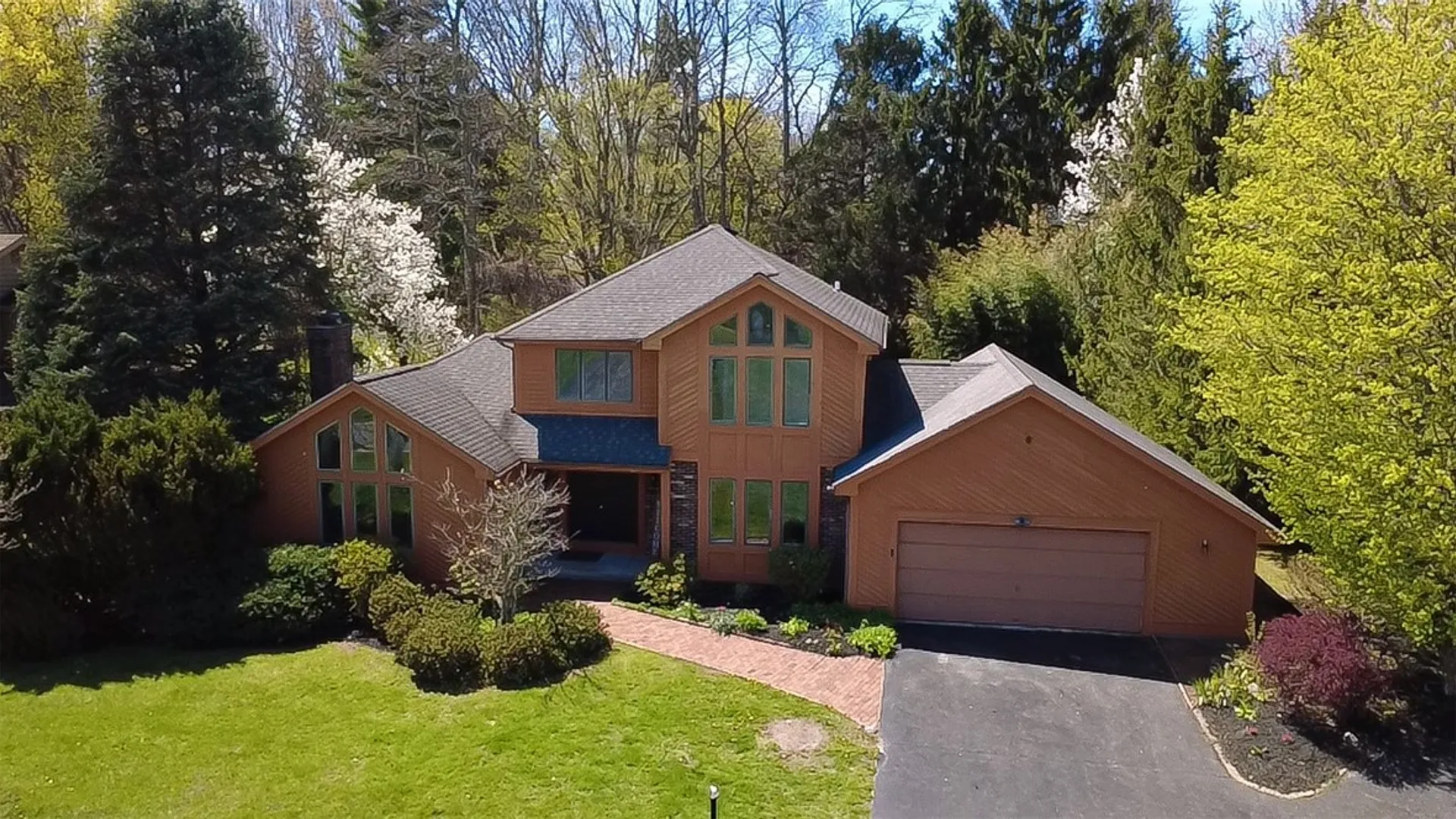 Property at 381 Hartsville Lane, Webster, NY 14580 2