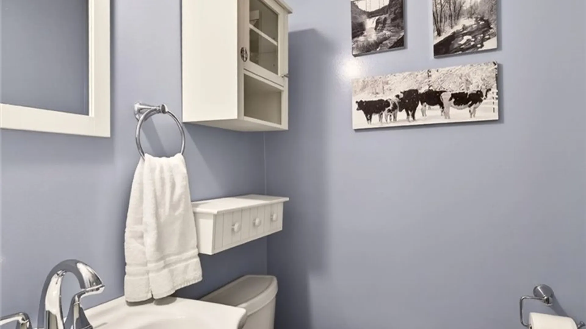 Property at 9 Brimsdown Circle, Perinton, NY 14450 16