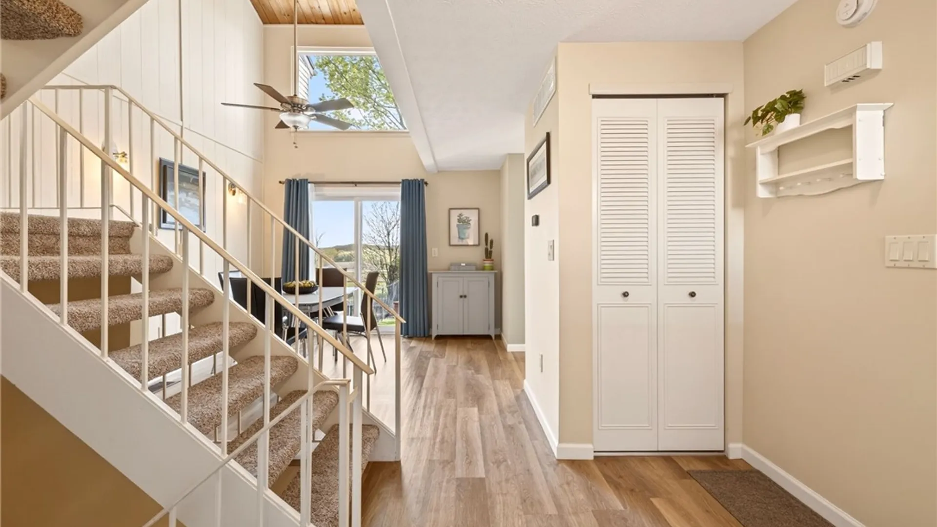 Property at 9 Brimsdown Circle, Perinton, NY 14450 28