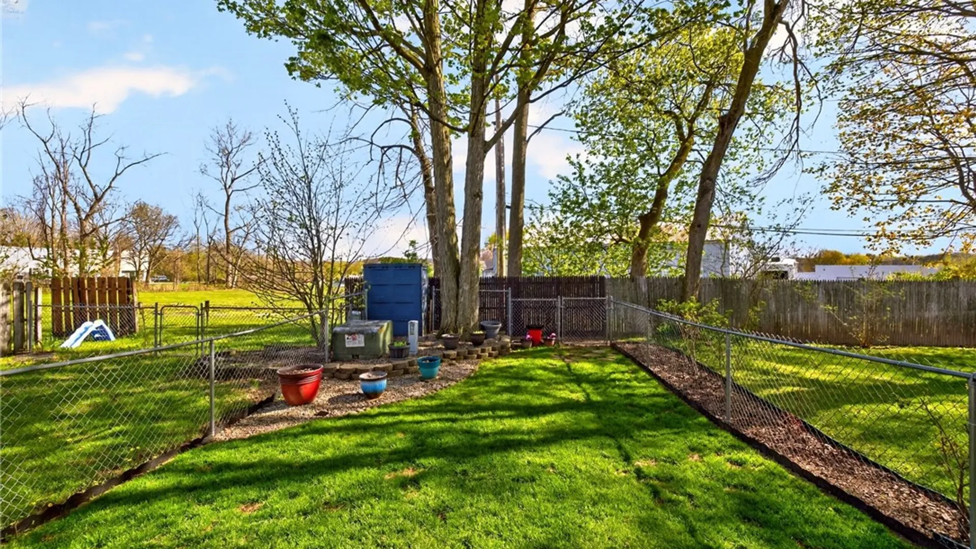 Property at 9 Brimsdown Circle, Perinton, NY 14450 32