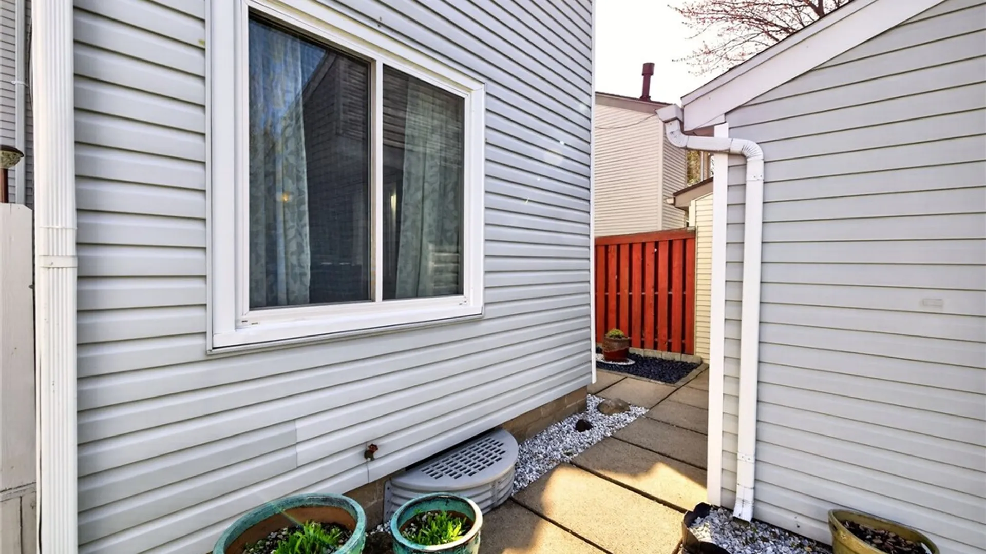 Property at 9 Brimsdown Circle, Perinton, NY 14450 33