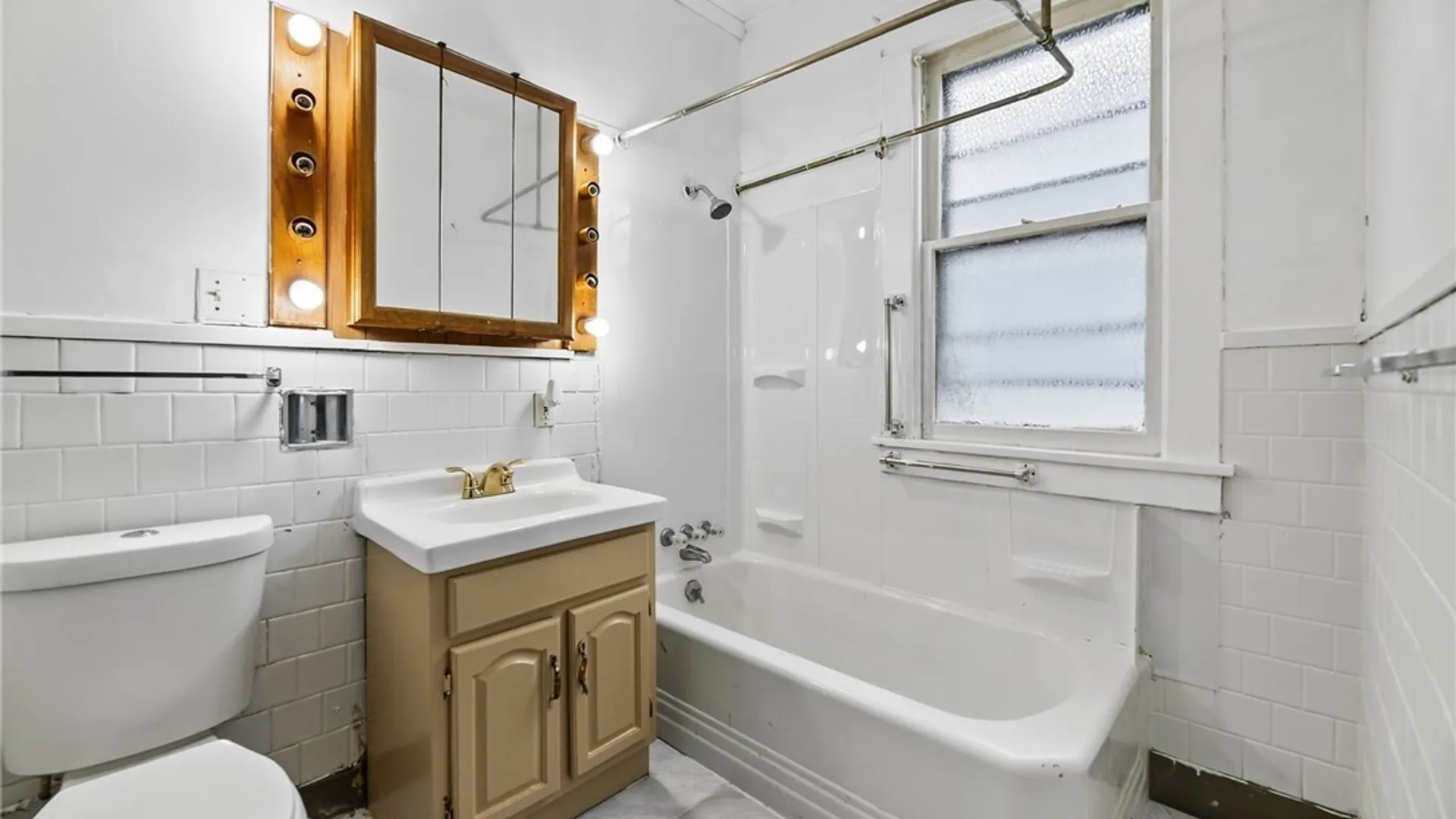 Property at 22 Schreck Avenue, Buffalo, NY 14215 19
