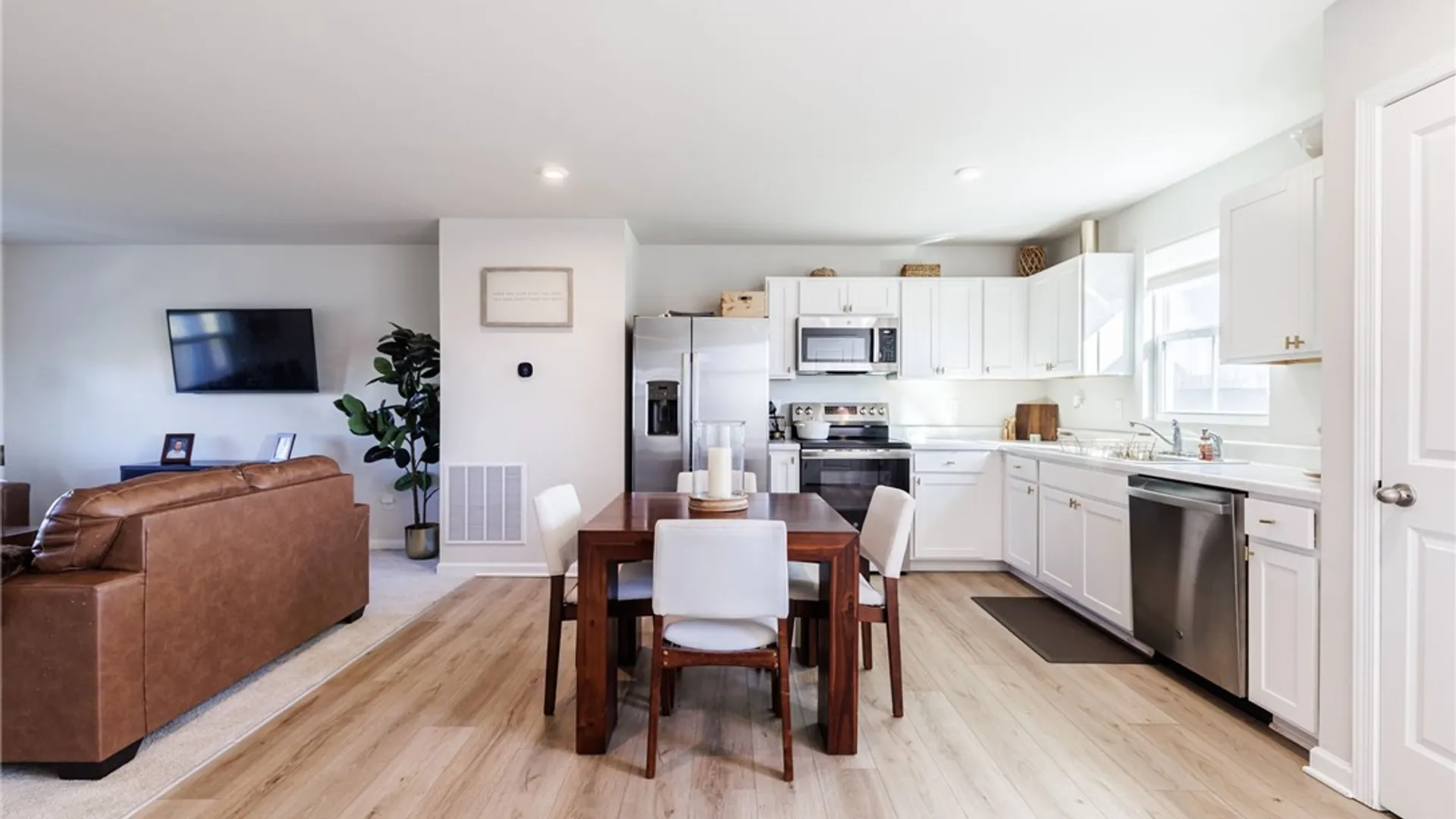 Property at 294 Mildahn Rd, Macedon, NY 14502 8