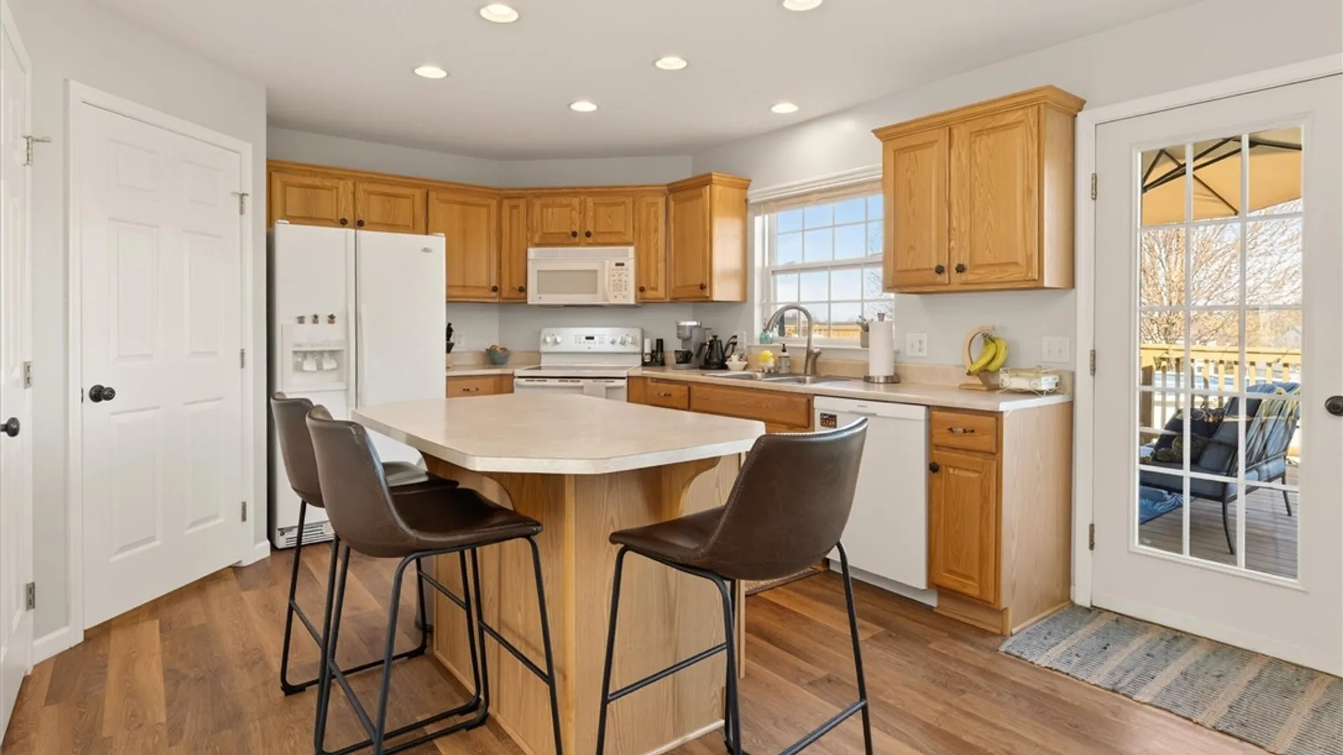 Property at 22 Nuthatch Drive, Henrietta, NY 14586 15