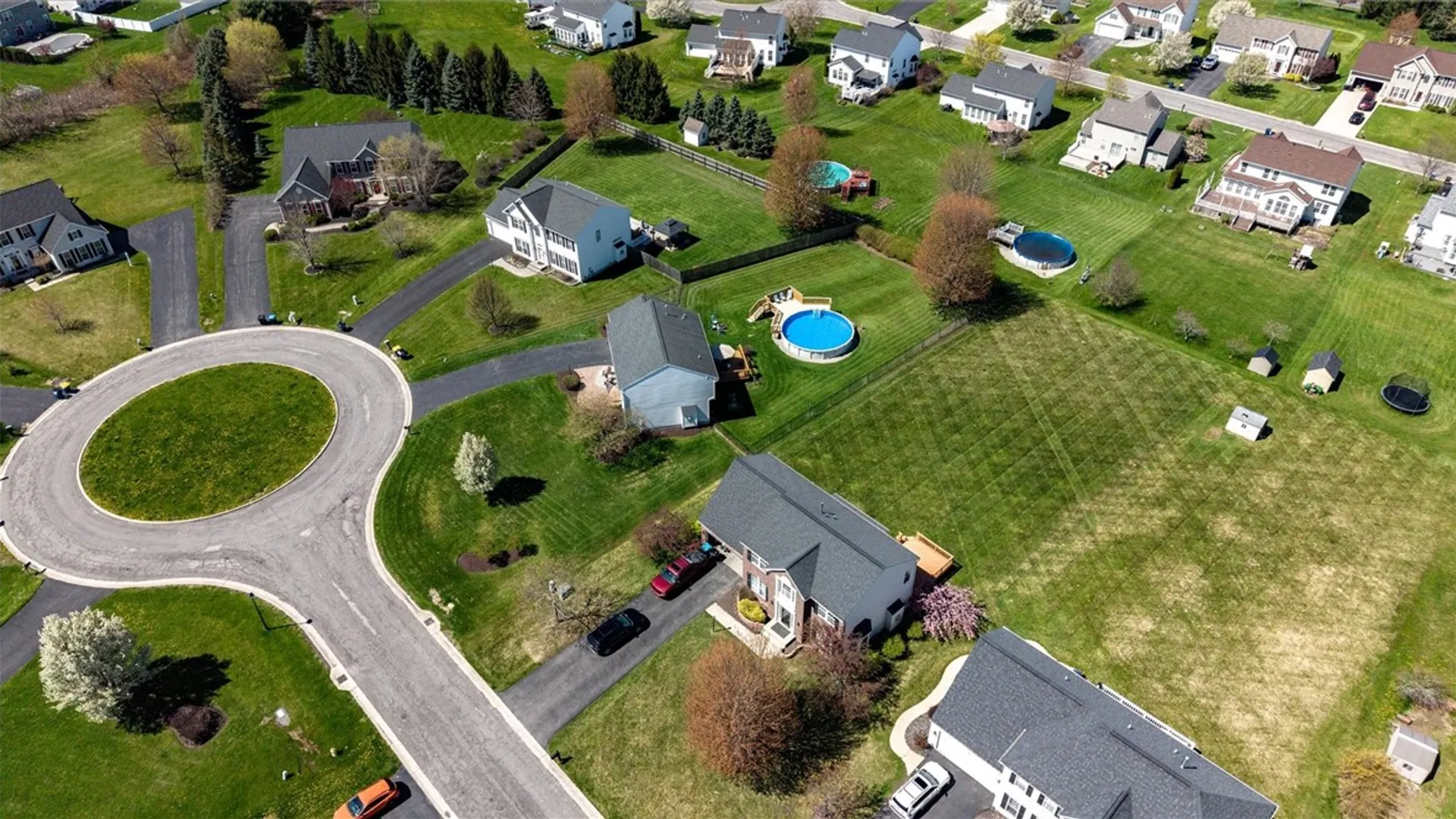 Property at 22 Nuthatch Drive, Henrietta, NY 14586 47