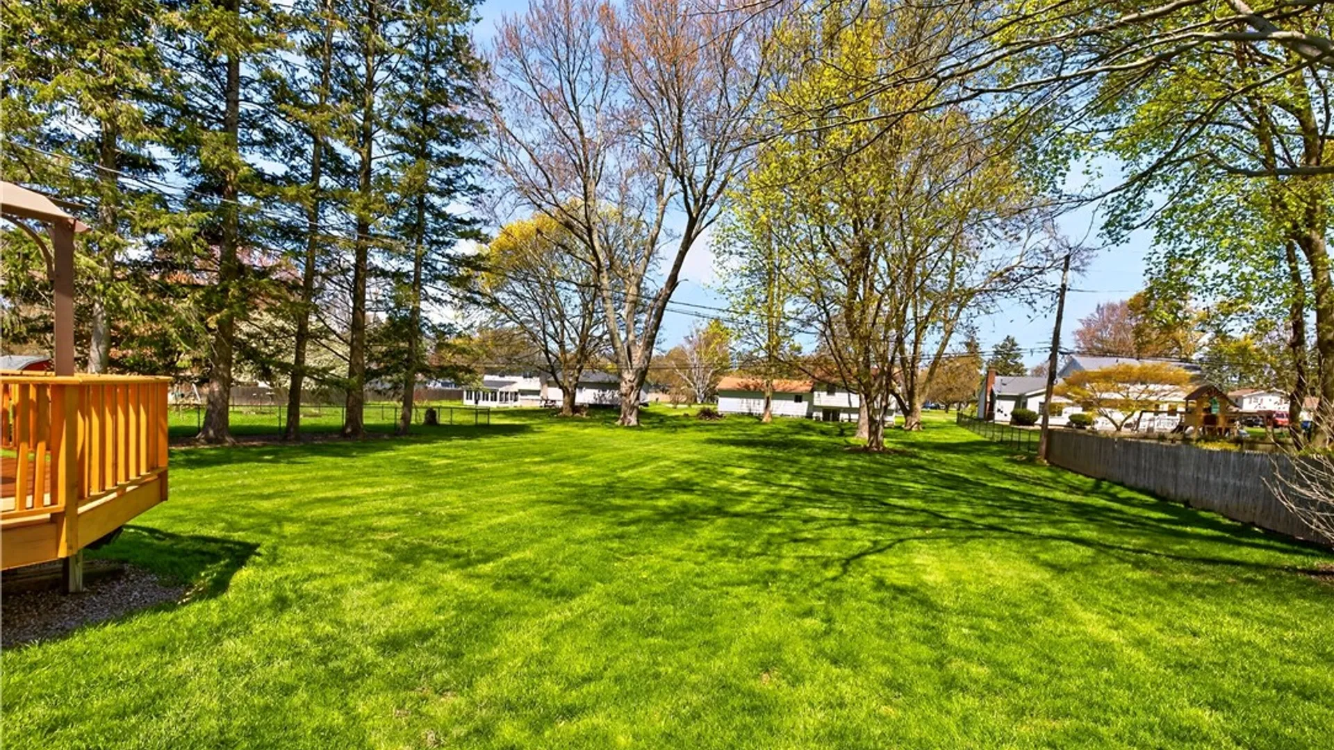 Property at 596 Embury Road, Penfield, NY 14625 26