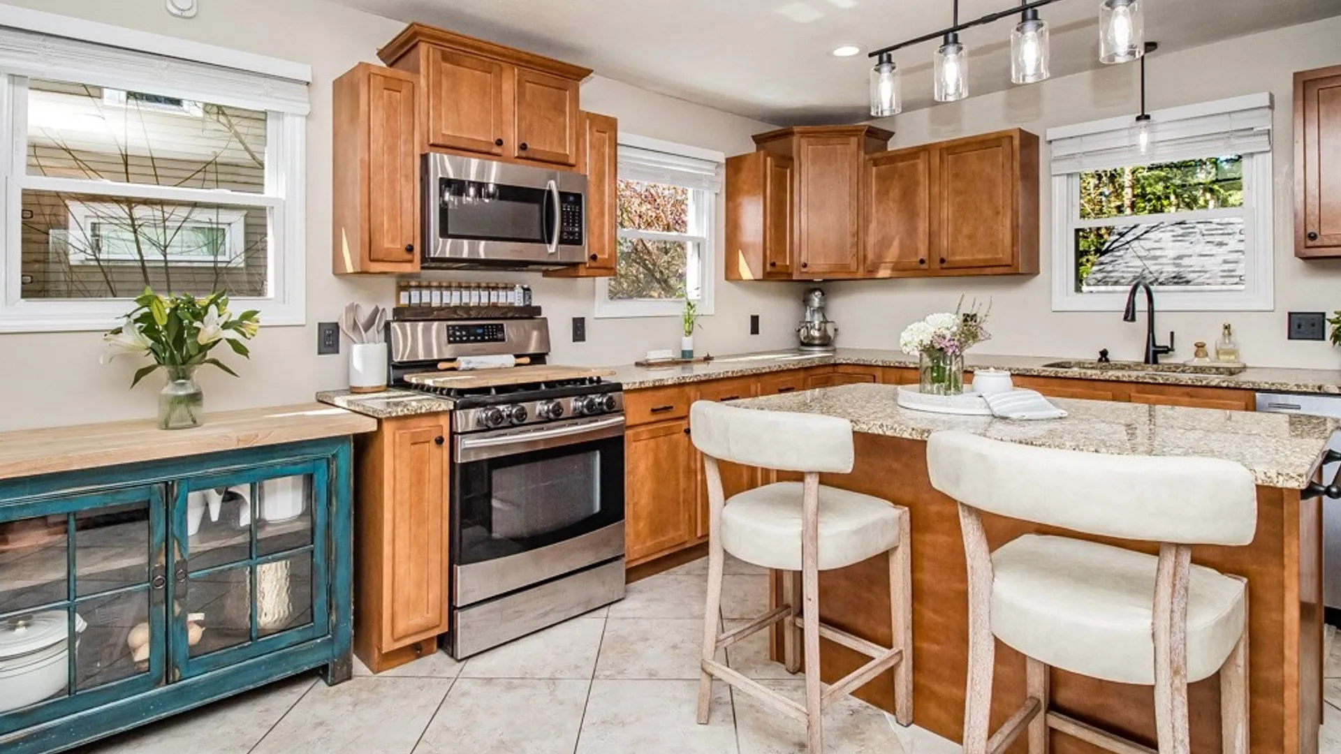 Property at 402 Scott Avenue, Syracuse, NY 13224 17