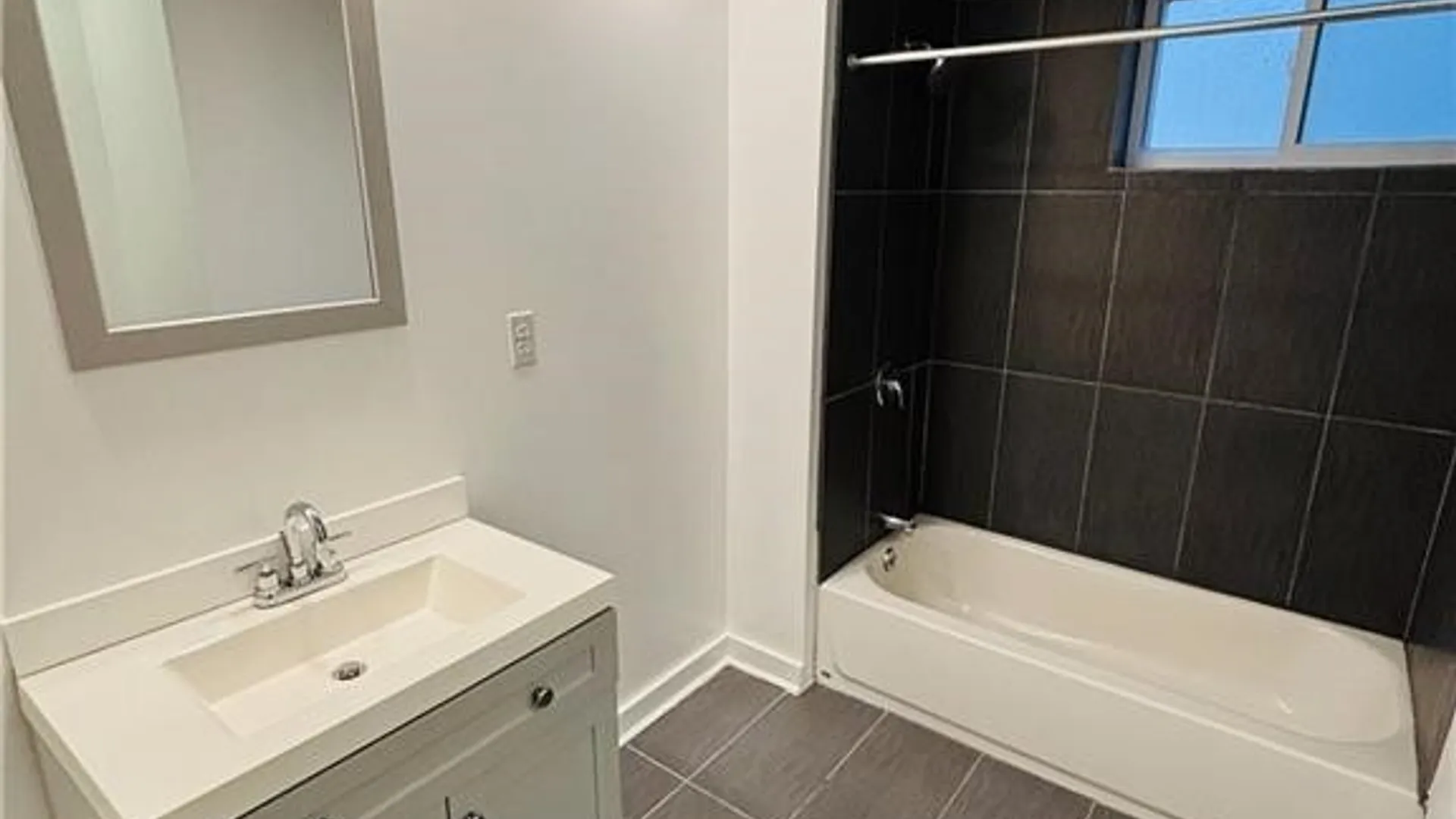 Property at 164 Altruria Street, Buffalo, NY 14220 10