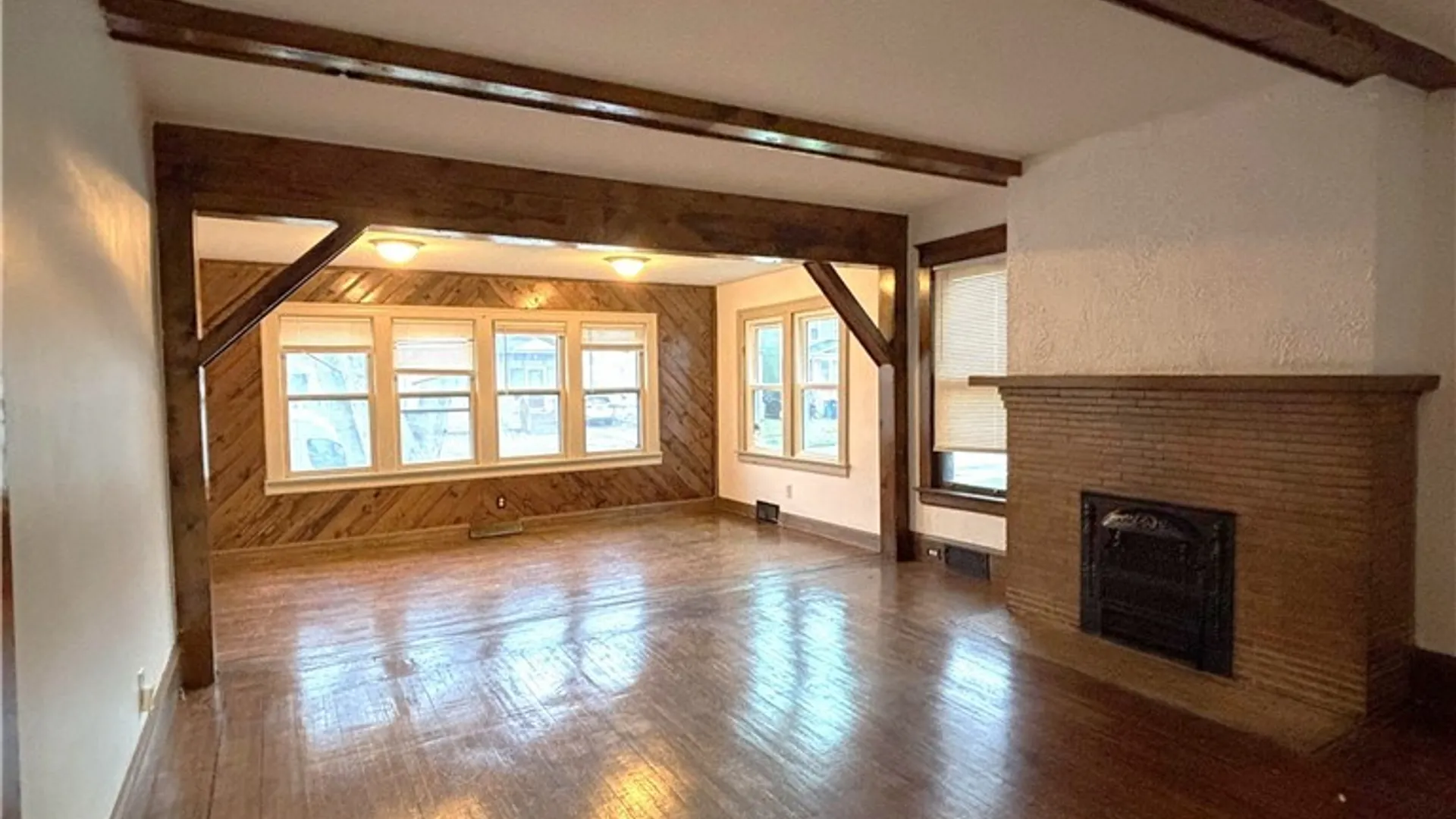 Property at 164 Altruria Street, Buffalo, NY 14220 2