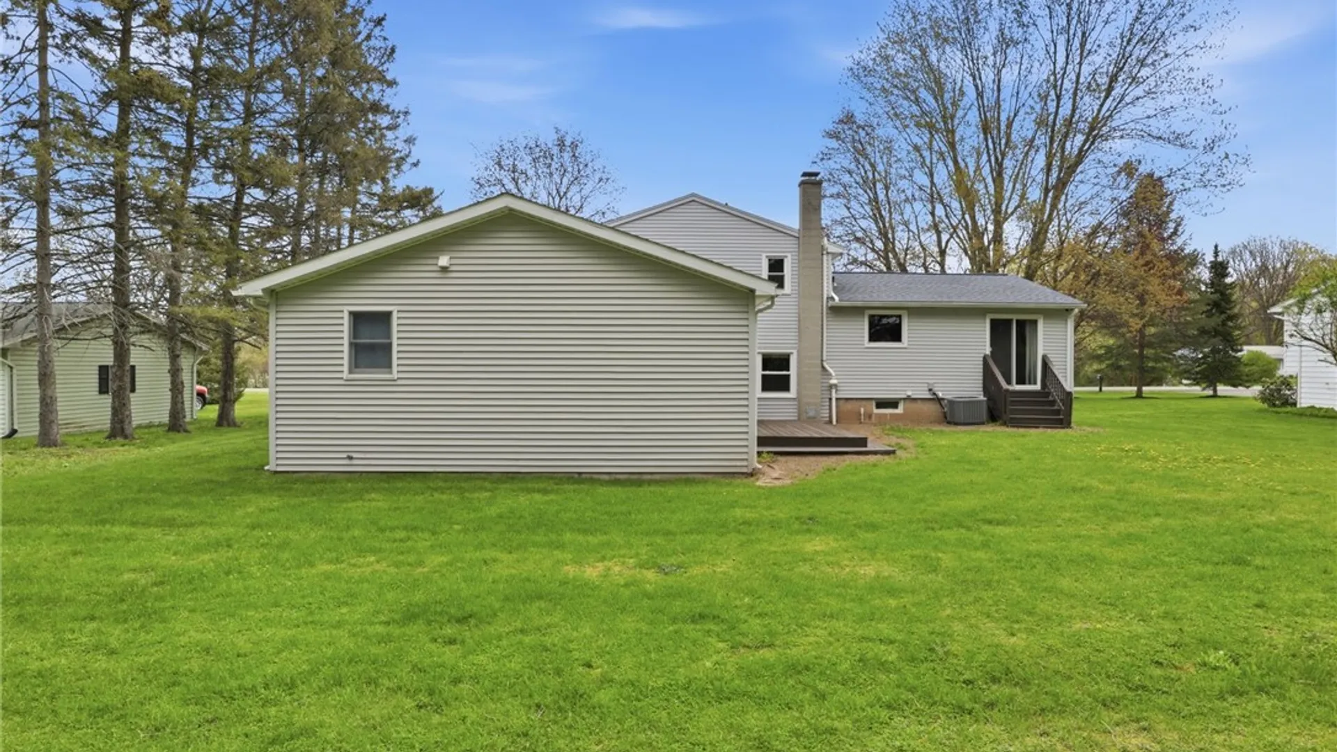 Property at 1128 County Road 8, Farmington, NY 14425 34