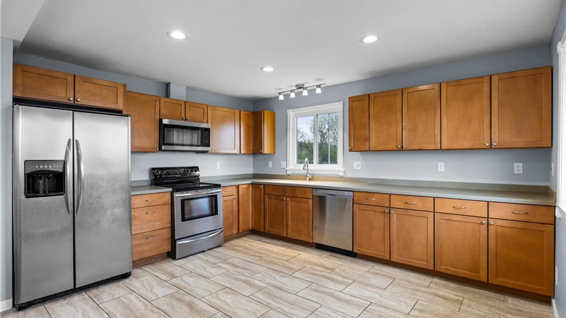 Property at 6166 E Lake Road, Owasco, NY 13021 14
