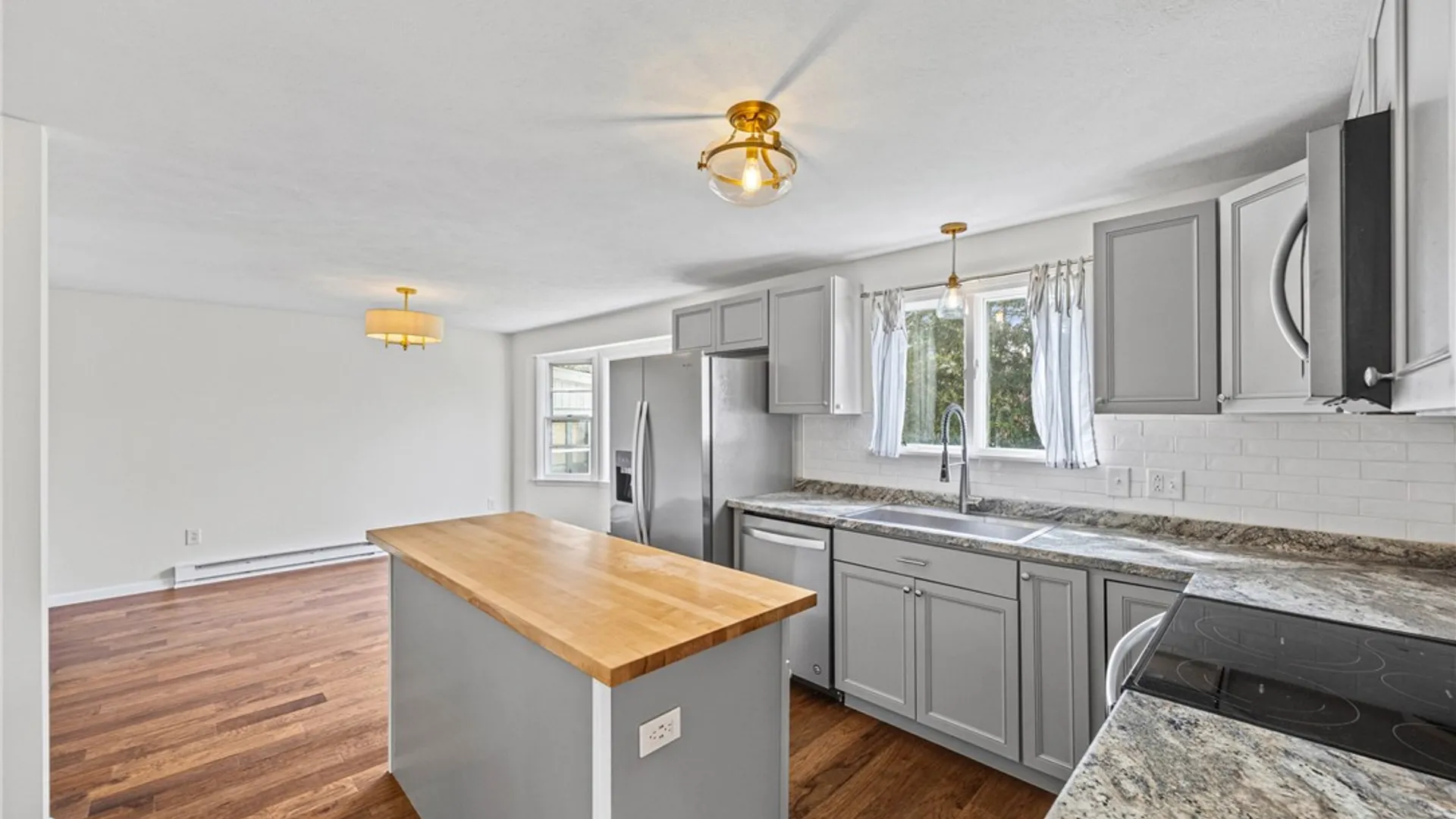 Property at 2 Boyle Avenue, Auburn, NY 13021 13