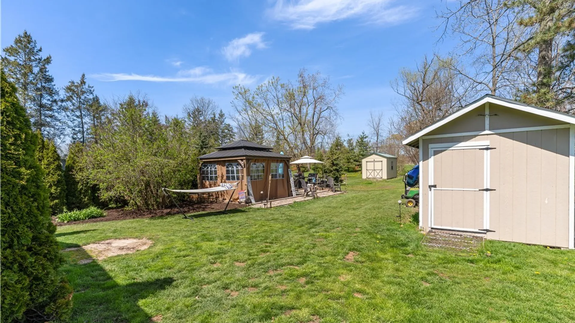 Property at 71 Sunset Drive, Wheatfield, NY 14304 18