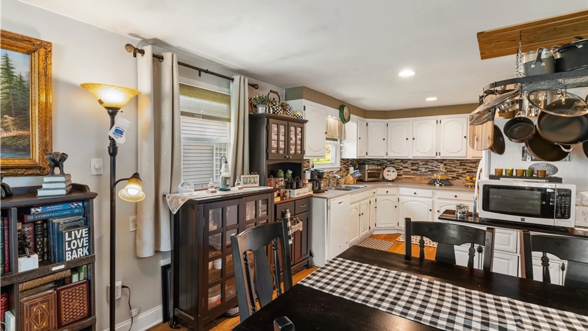 Property at 71 Sunset Drive, Wheatfield, NY 14304 6