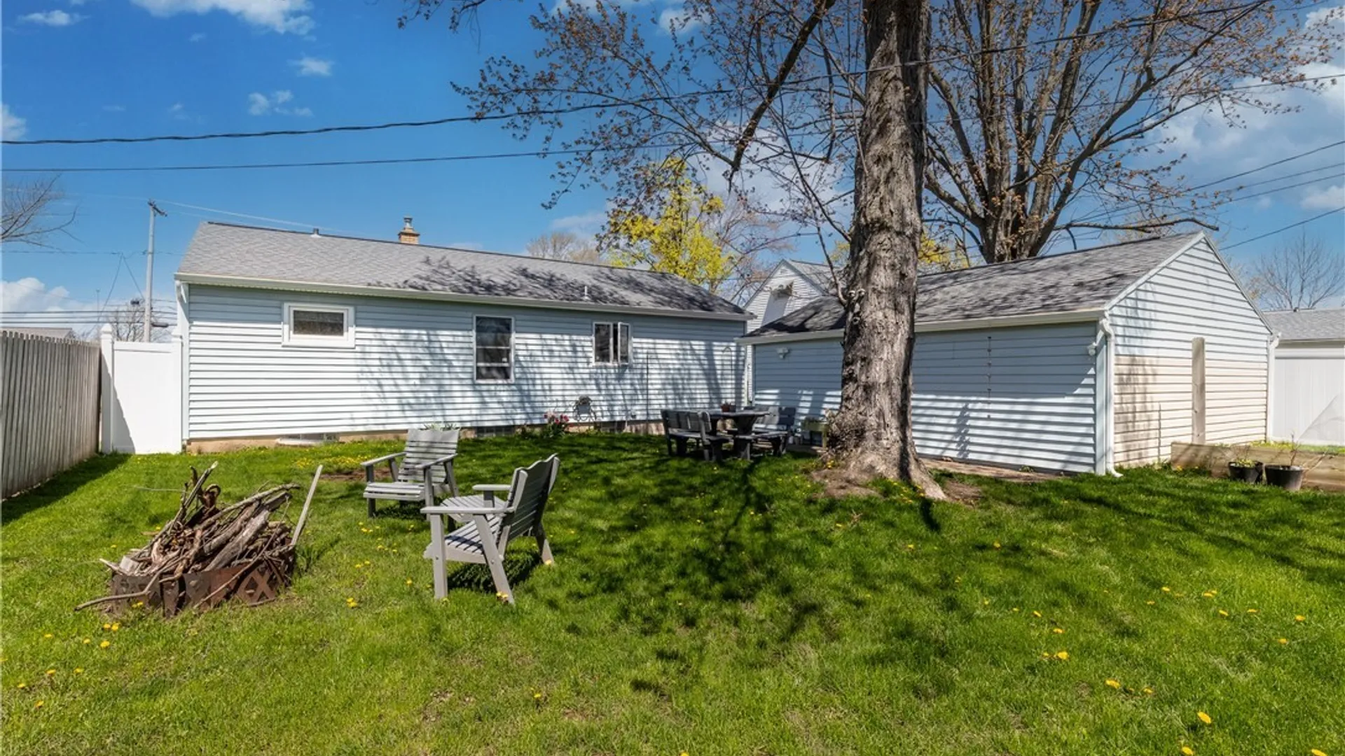 Property at 707 Fletcher Street, Tonawanda, NY 14150 7