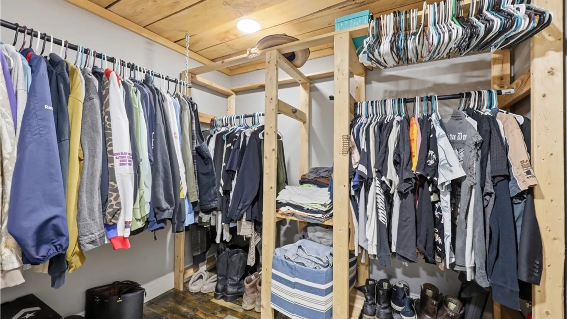 Property at 11604 Route 16, Yorkshire, NY 14042 34