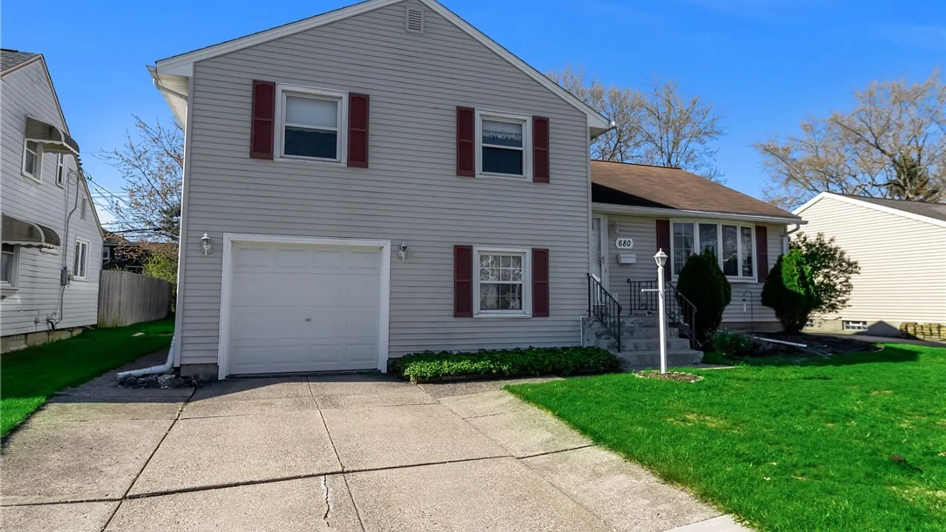 Property at 680 Glenalby Road, Tonawanda, NY 14150 2