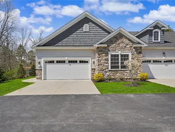 9423 Heritage Path, Clarence, NY 14032