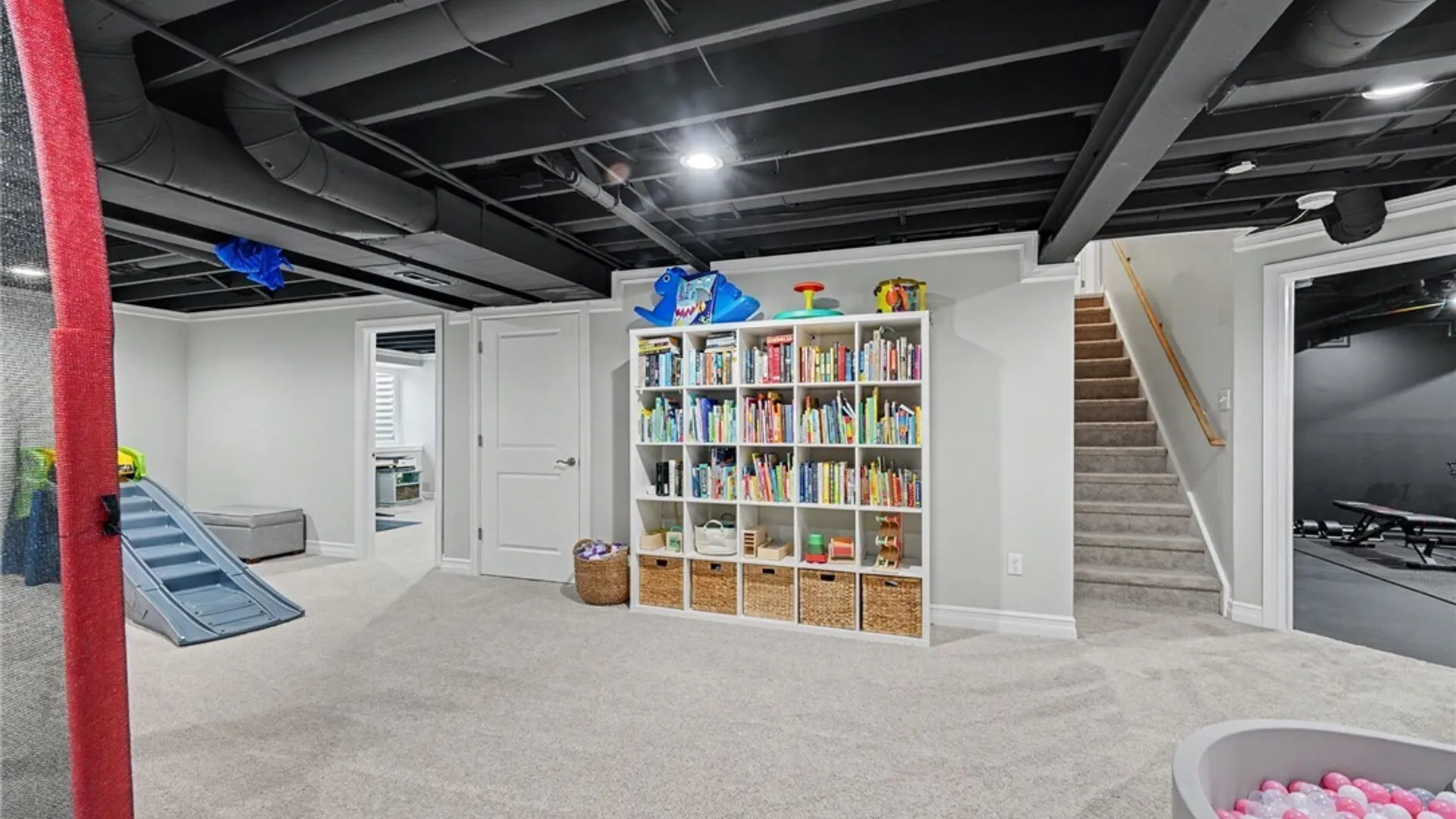 Property at 9423 Heritage Path, Clarence, NY 14032 30