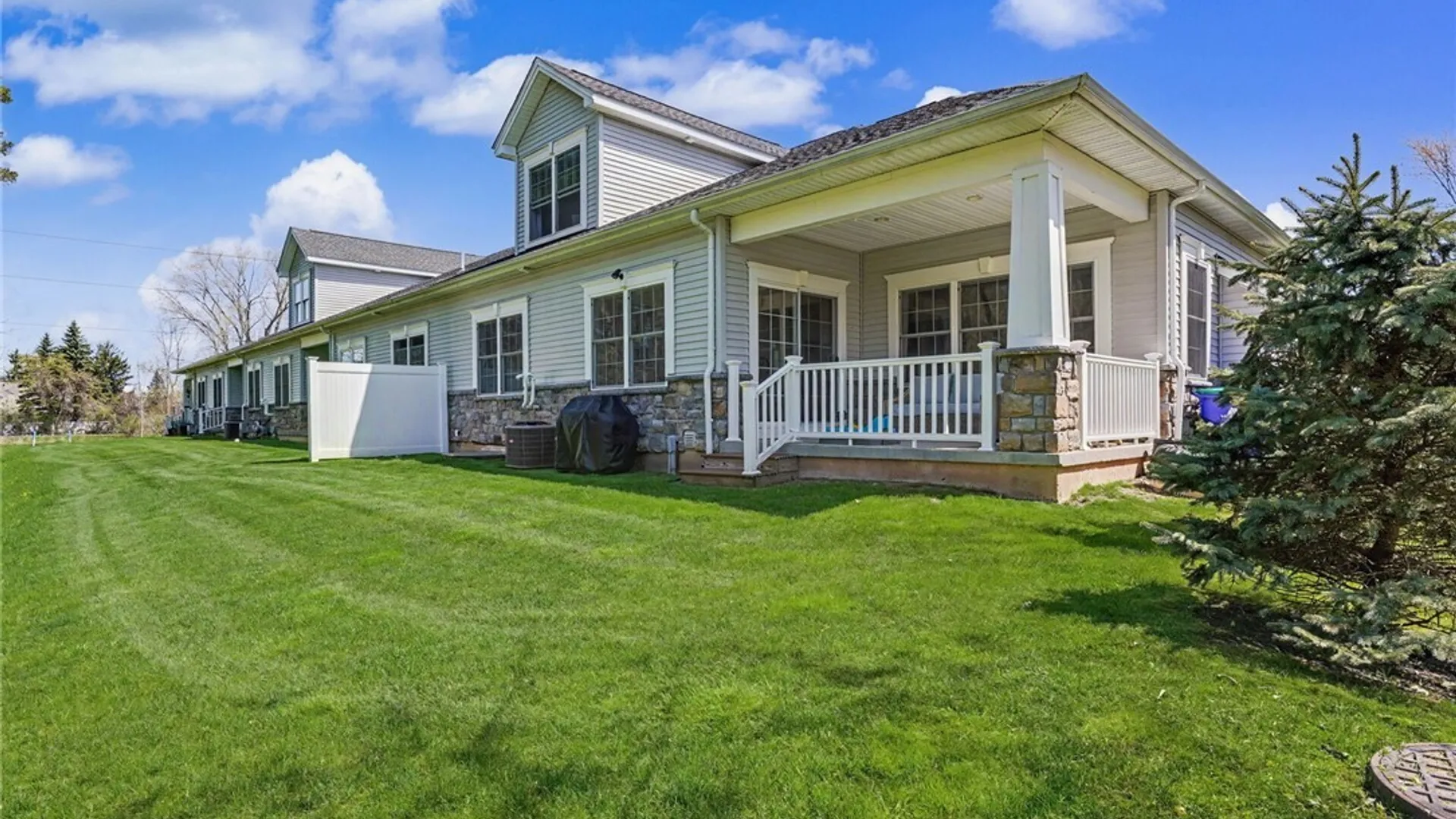 Property at 9423 Heritage Path, Clarence, NY 14032 40