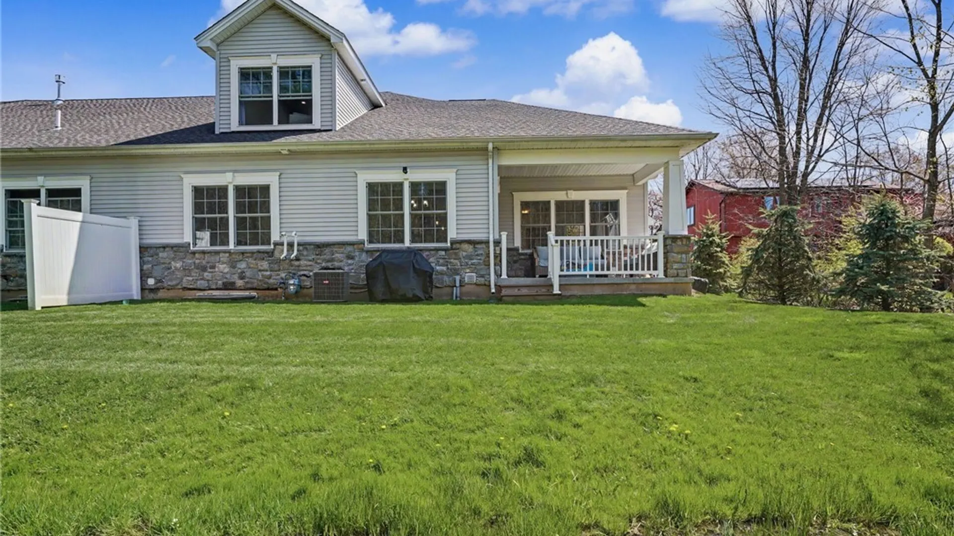 Property at 9423 Heritage Path, Clarence, NY 14032 41