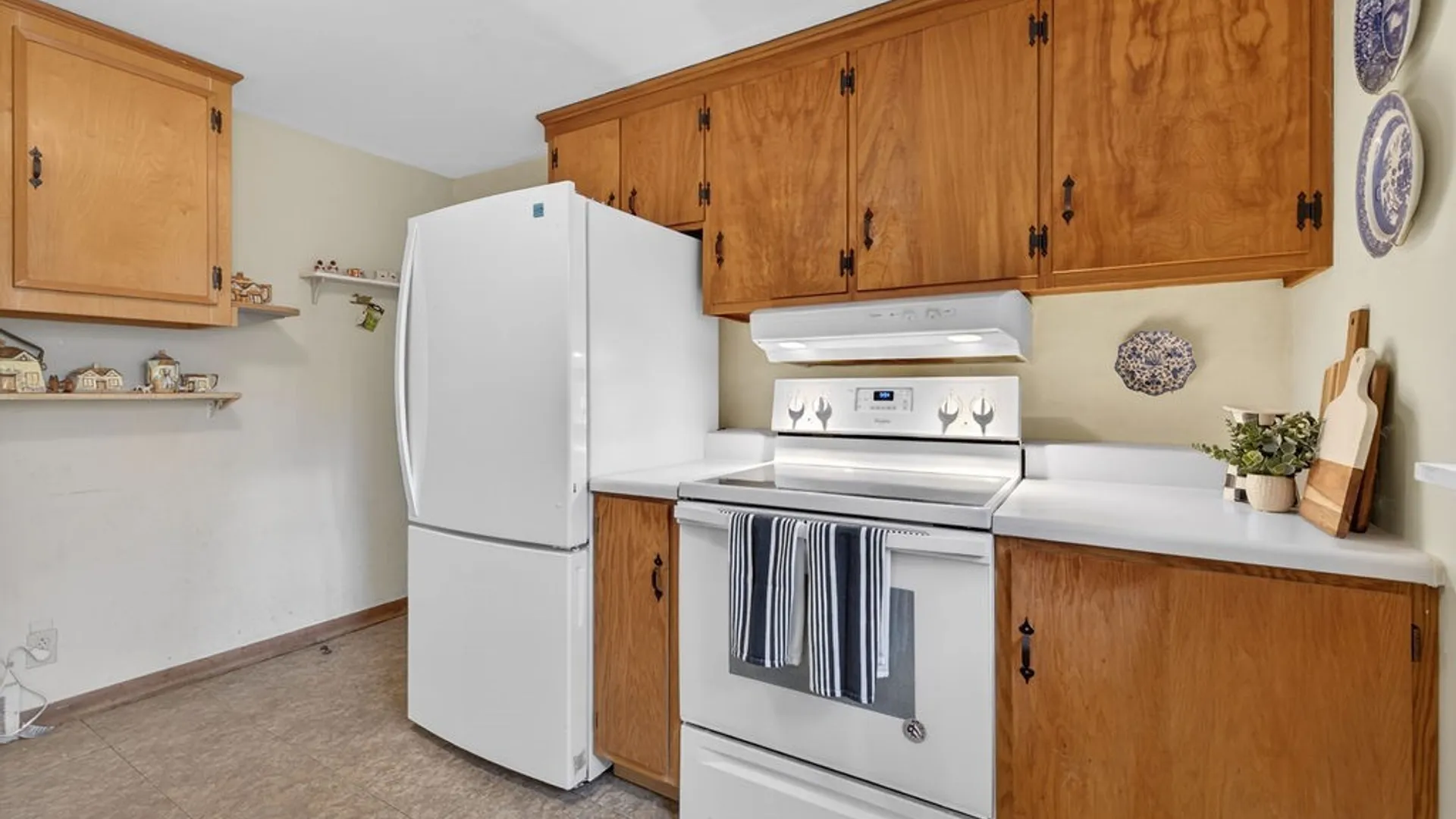 Property at 213 Dawley Road, Manlius, NY 13066 9