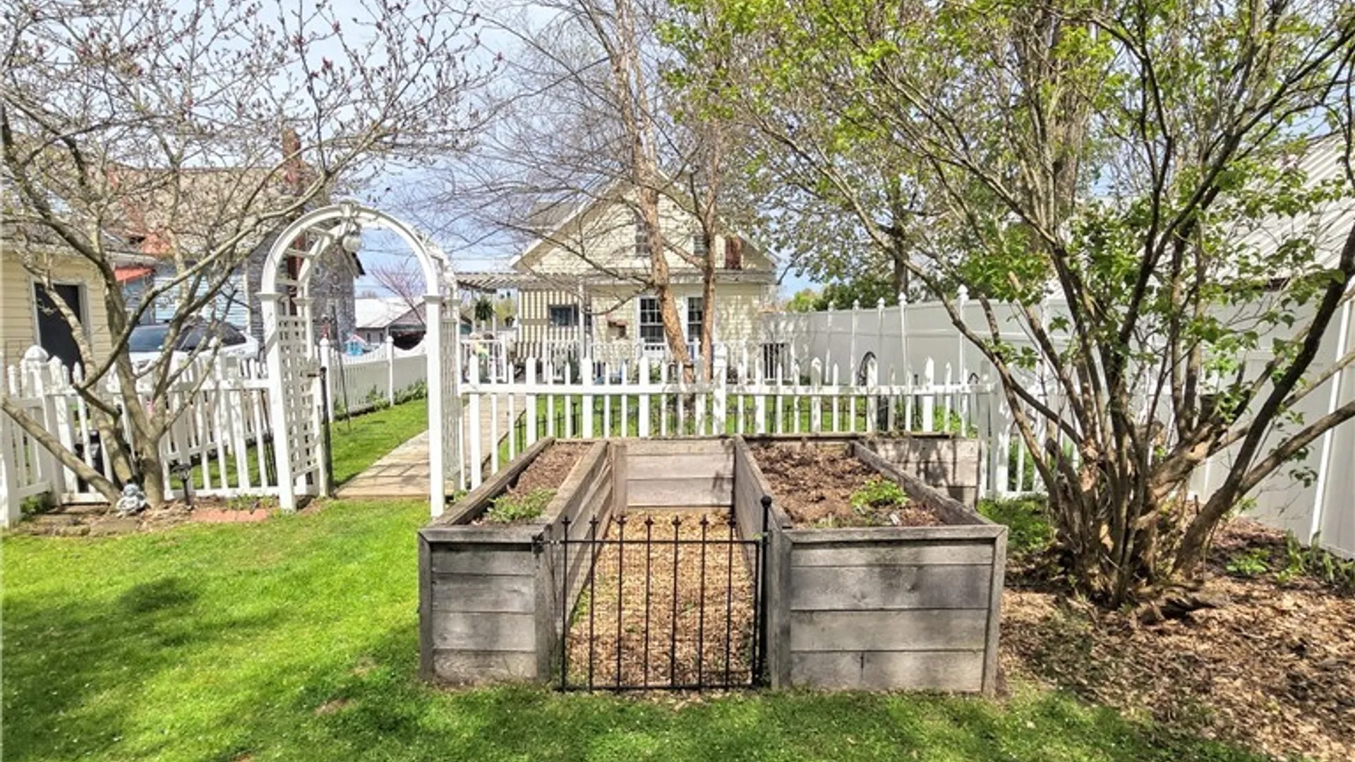 Property at 10 Front Street, Vernon, NY 13476 35