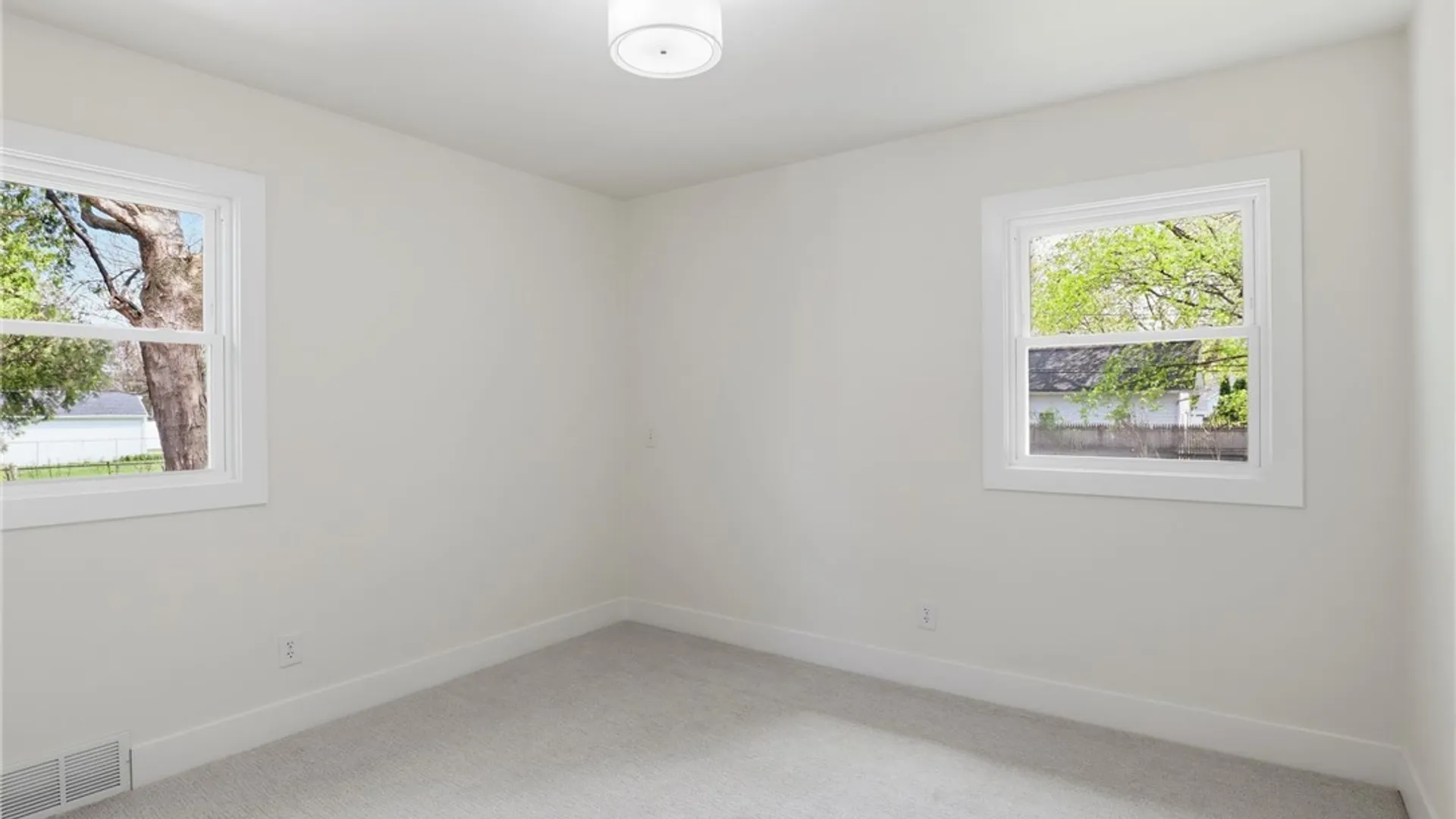 Property at 73 Woodrow Avenue, Irondequoit, NY 14609 15