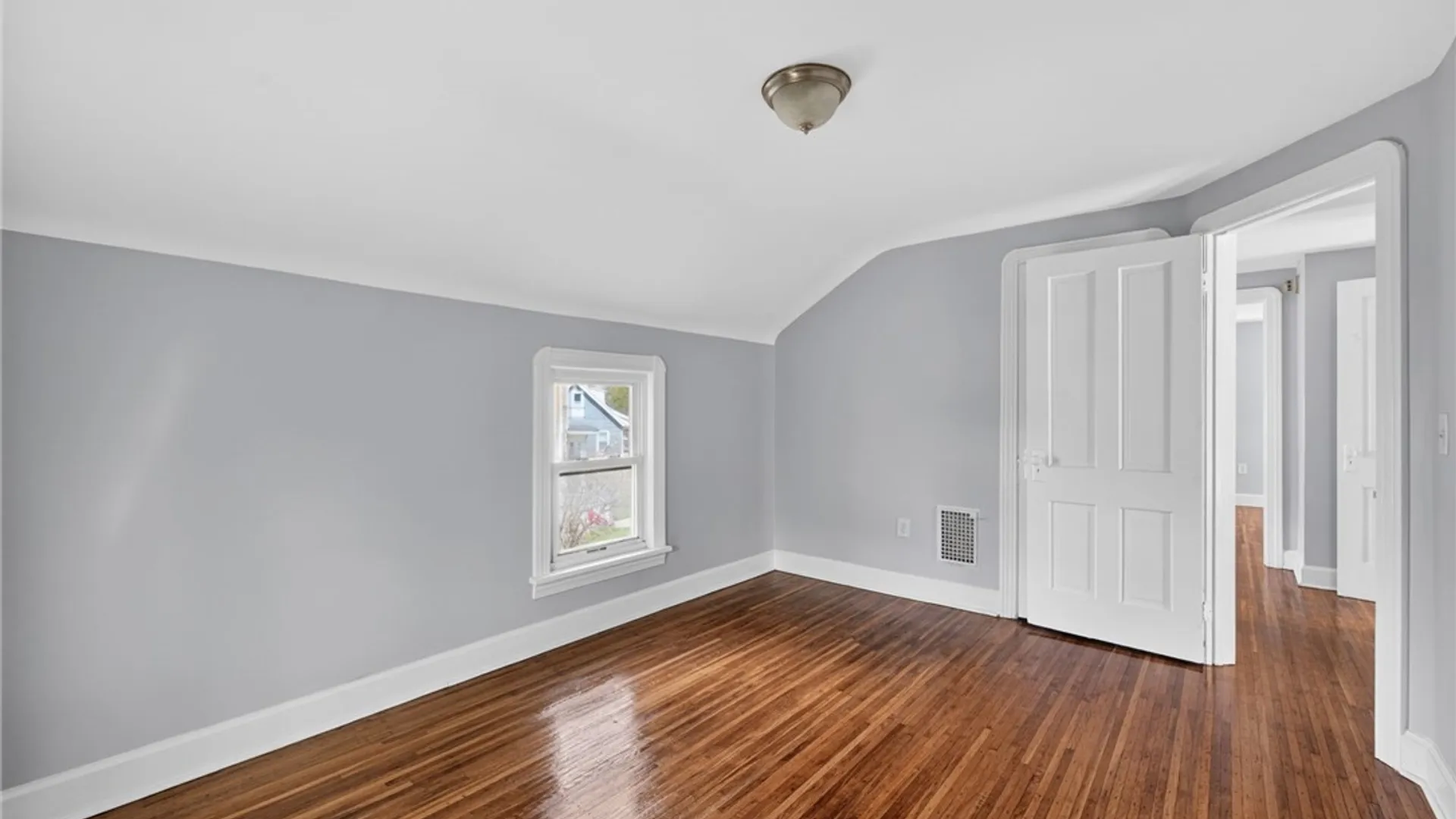 Property at 89 Mount Vernon Ave, Rochester, NY 14620 22