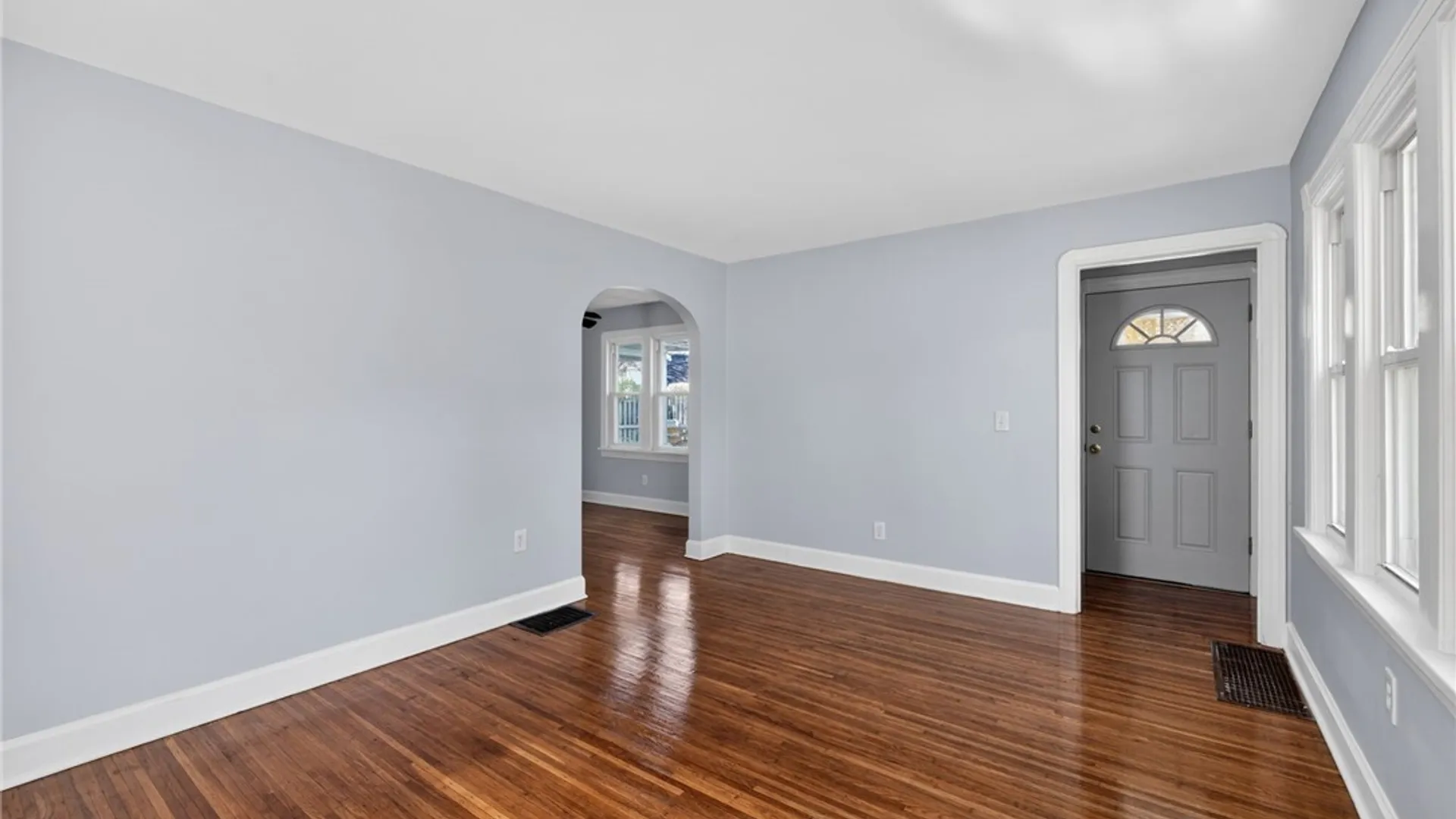 Property at 89 Mount Vernon Ave, Rochester, NY 14620 4